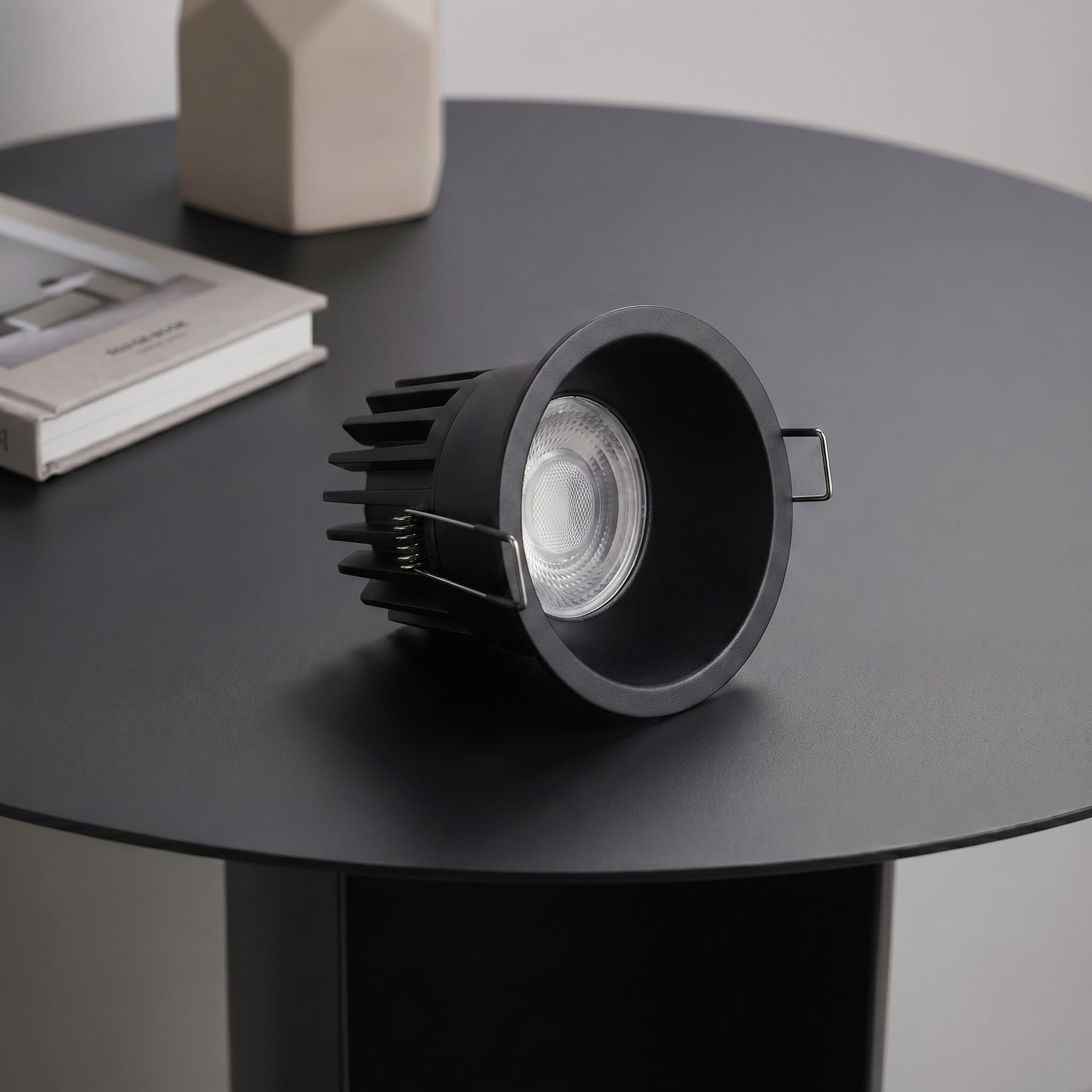 Faretto da incasso Professionale LED 18W Disponibile in bianco o nero - 5