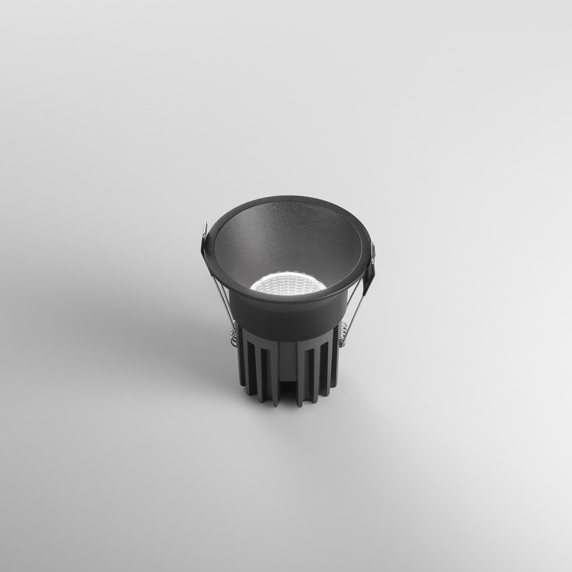 Faretto da incasso Professionale LED 18W Disponibile in bianco o nero - 6