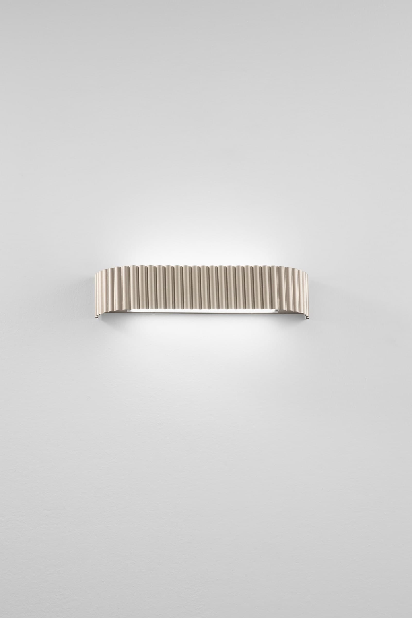 Applique LED Lineare Oro Bianco Nero 30W CCT Moderna - 2