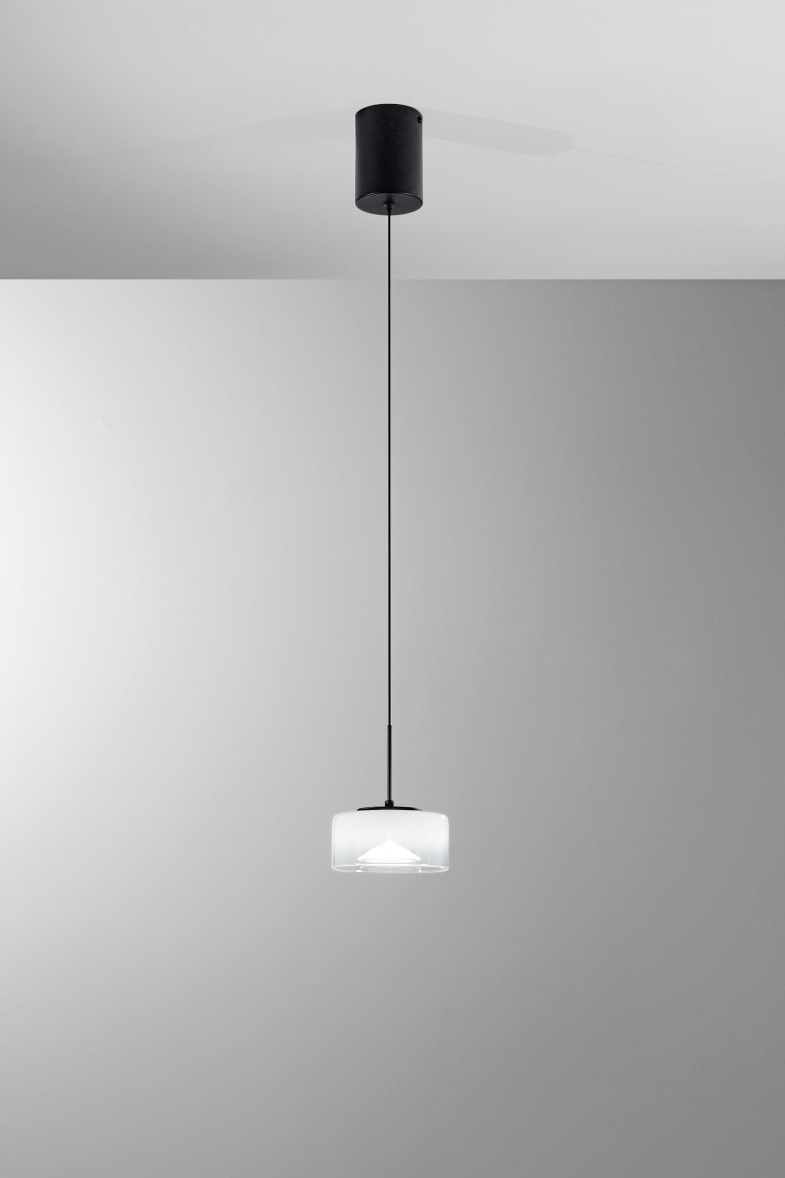 SOSPENSIONE LED EMILY BIANCA SINGOLA IN VETRO+METALLO 8W CCT 2700-3200-4000K D15X150CM - 2