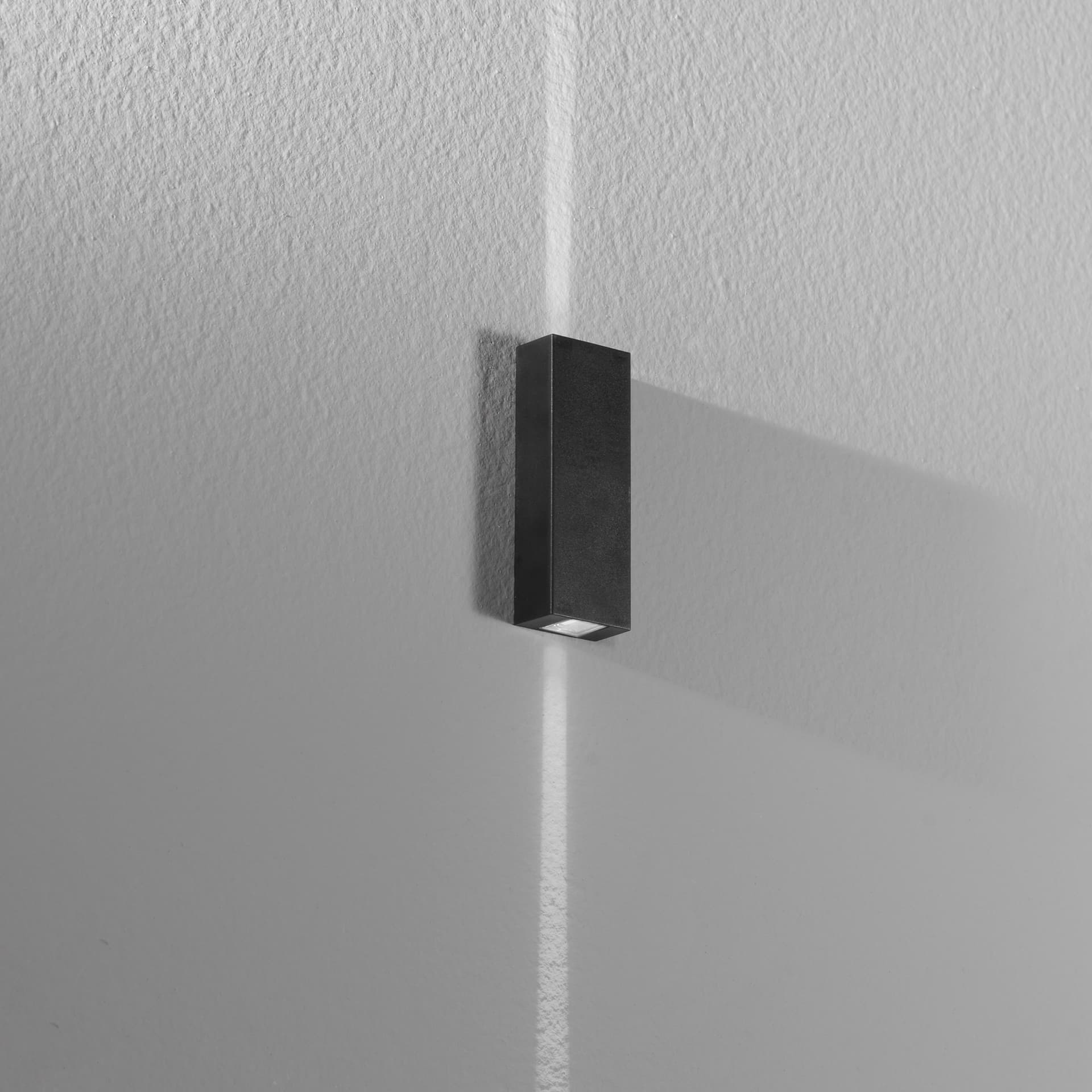 Applique LED da Esterno IP65 Colore Nera biemissione - 2