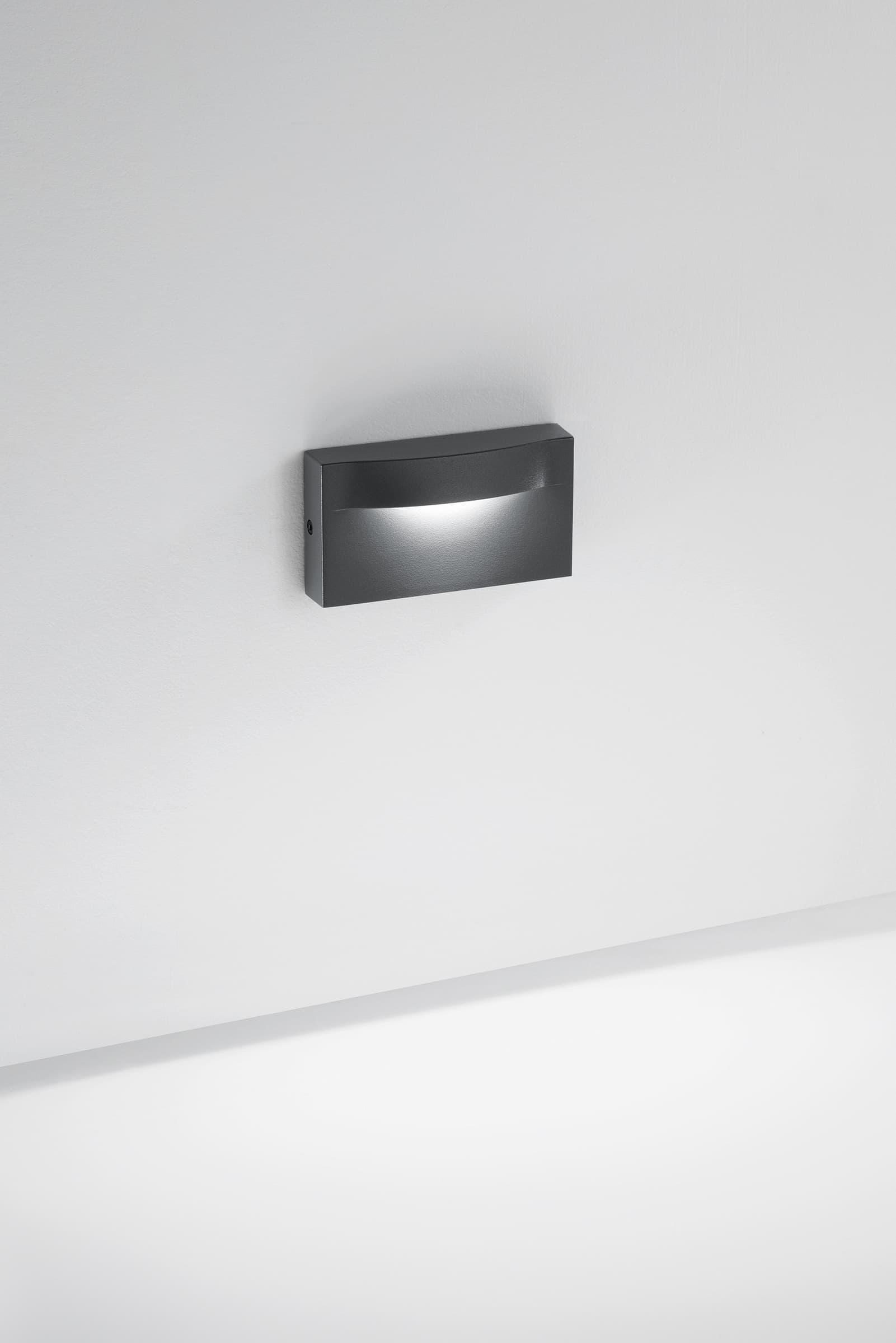 Applique da Esterno Bianco Antracite o Bronzo LED 8W - 6
