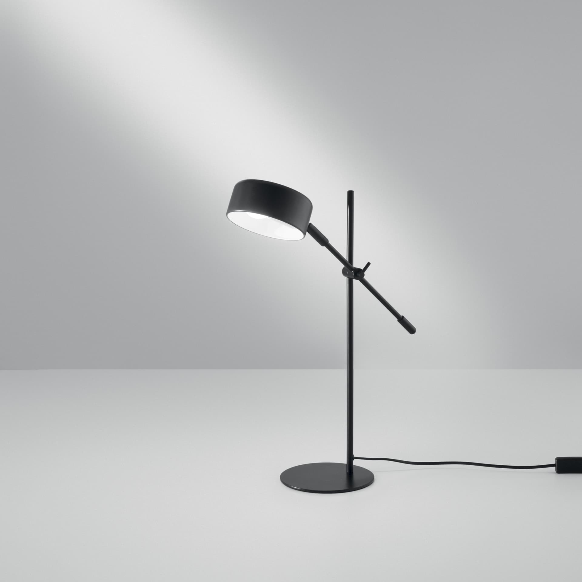 LAMPADA DA TAVOLO EIFFEL IN METALLO NERO CON PUNTO LUCE ORIENTABILE 1XE14 59,5X42X42CM - 2