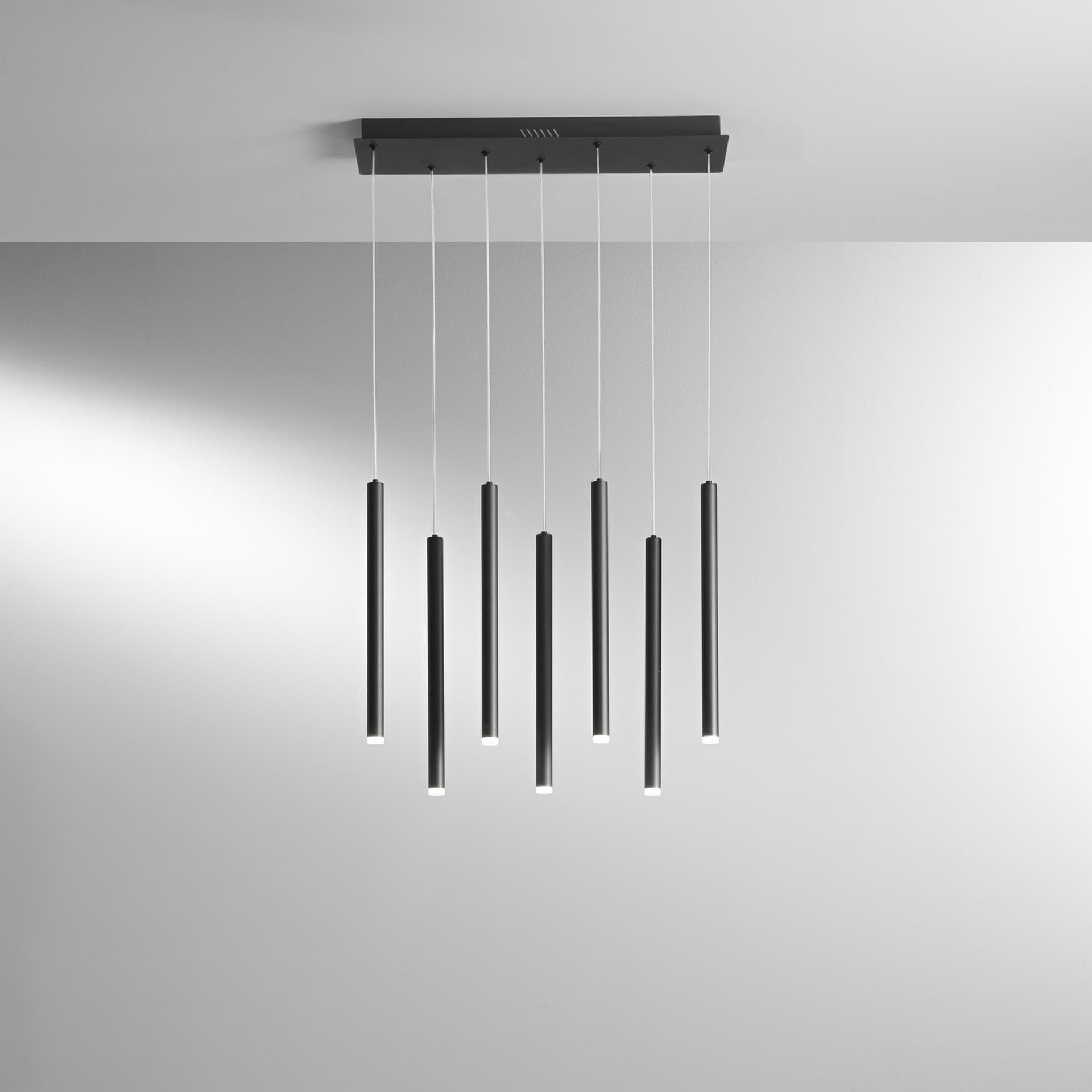 SOSPENSIONE LED PYPE NERA 35W 3290LM CCT 2,5X41X200CM - 2