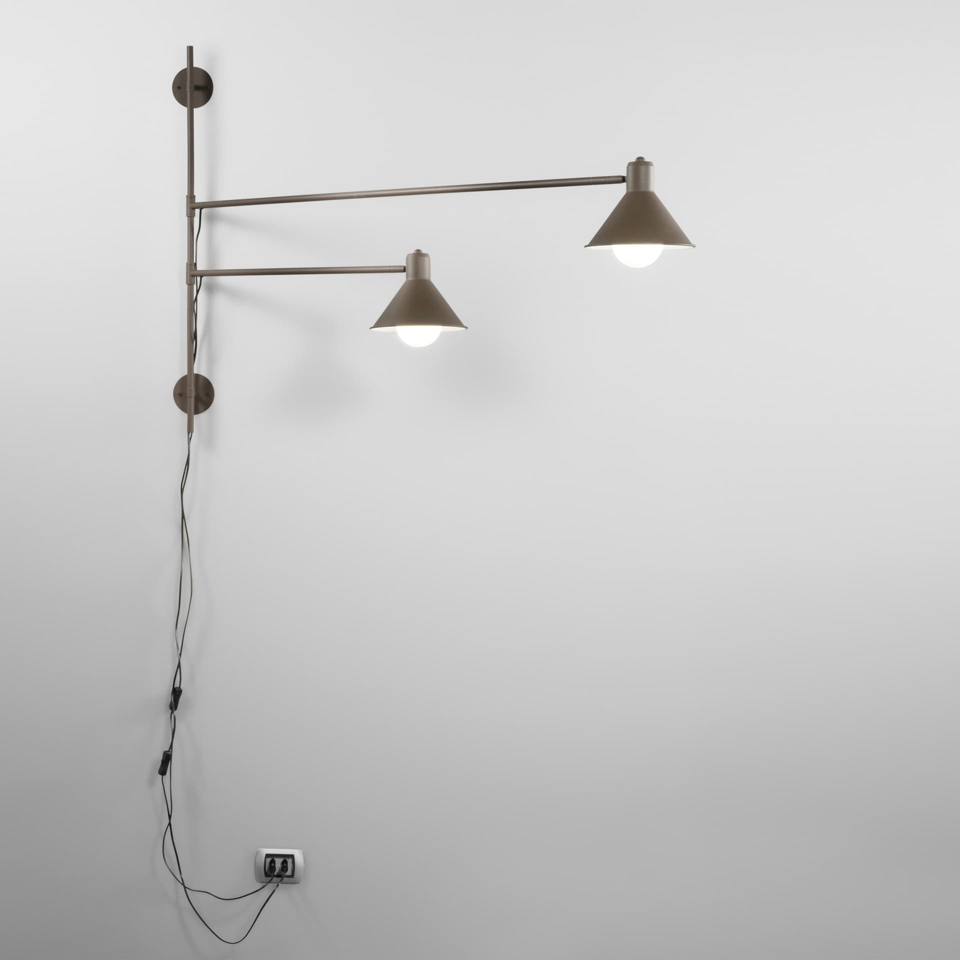 Applique Regolabile a 2 bracci Bianca Bronzo o Nera Moderna 2XE27 - 6
