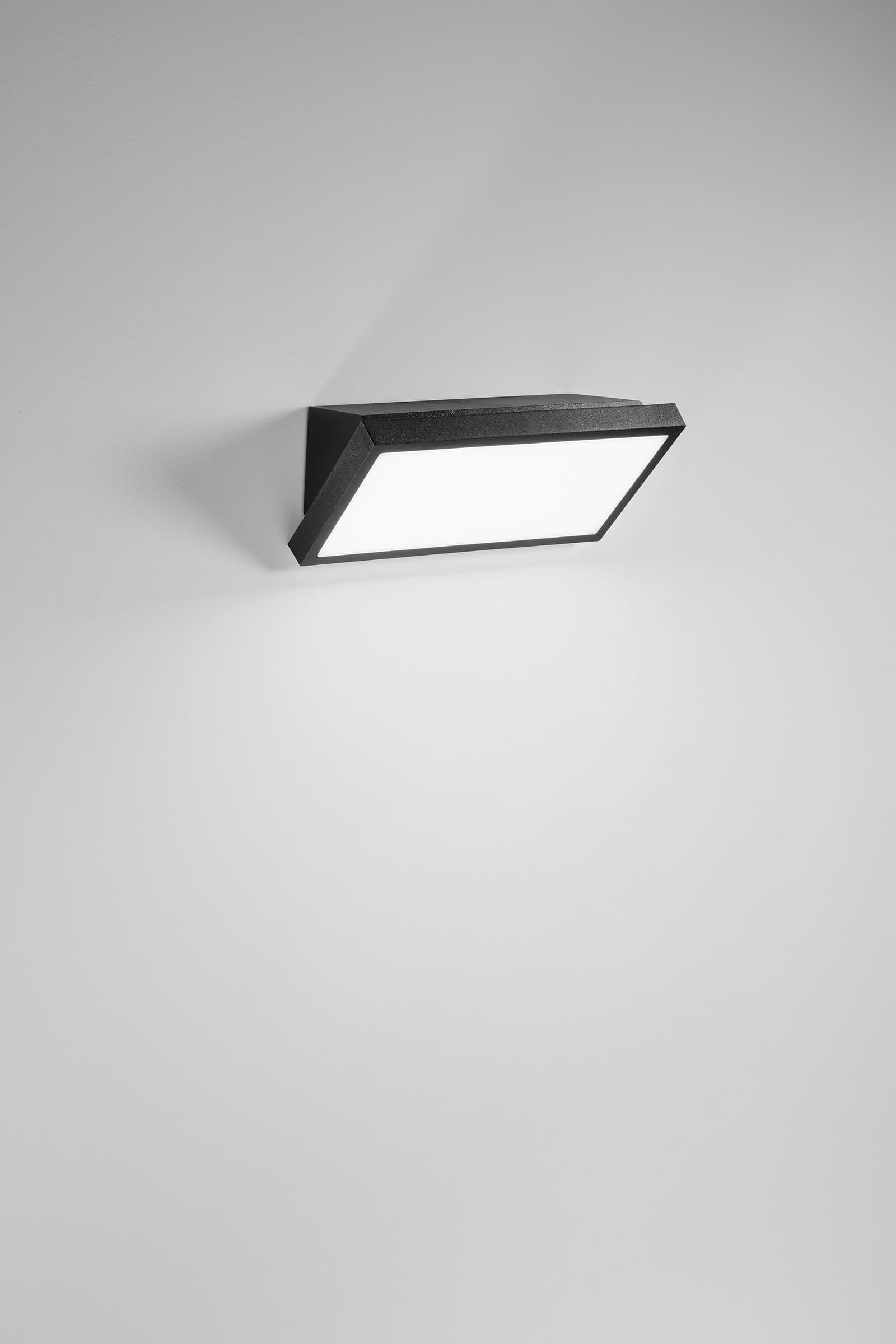 APPLIQUE LED RIM NERO 20W 1500LM 4000K IP54 26X13X12CM - 2