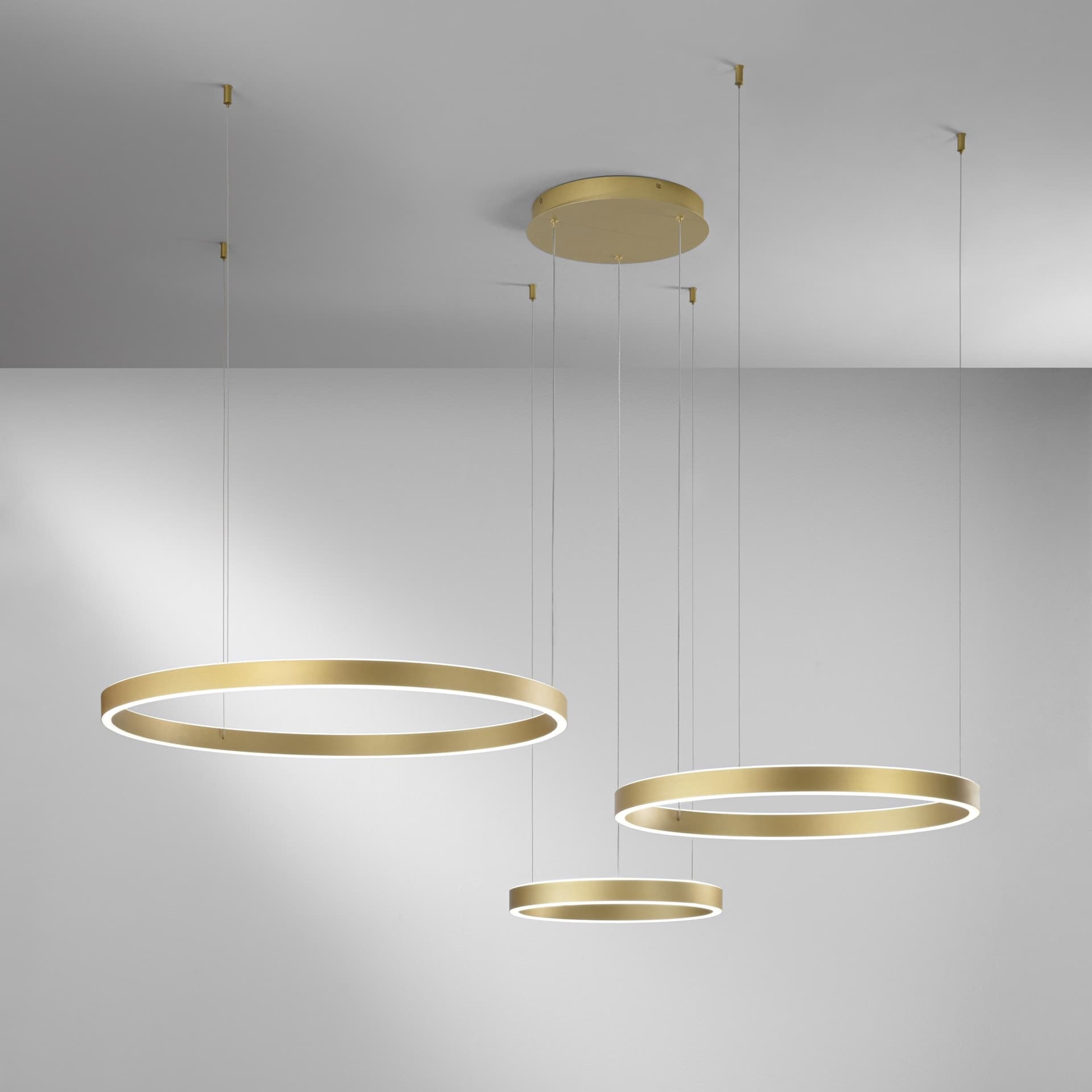 SOSPENSIONE LED AKROBAT ORO 120W 19800LM CCT 120X150CM - 2
