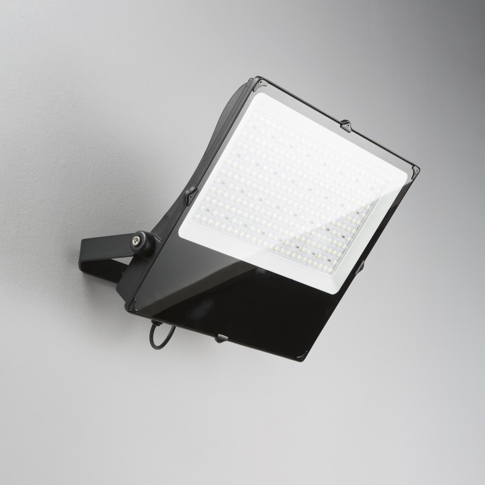PROIETTORE LED GIOVE NERO 400W 66031LM 6000K IP66 54,5X6,48X52,4CM - 2
