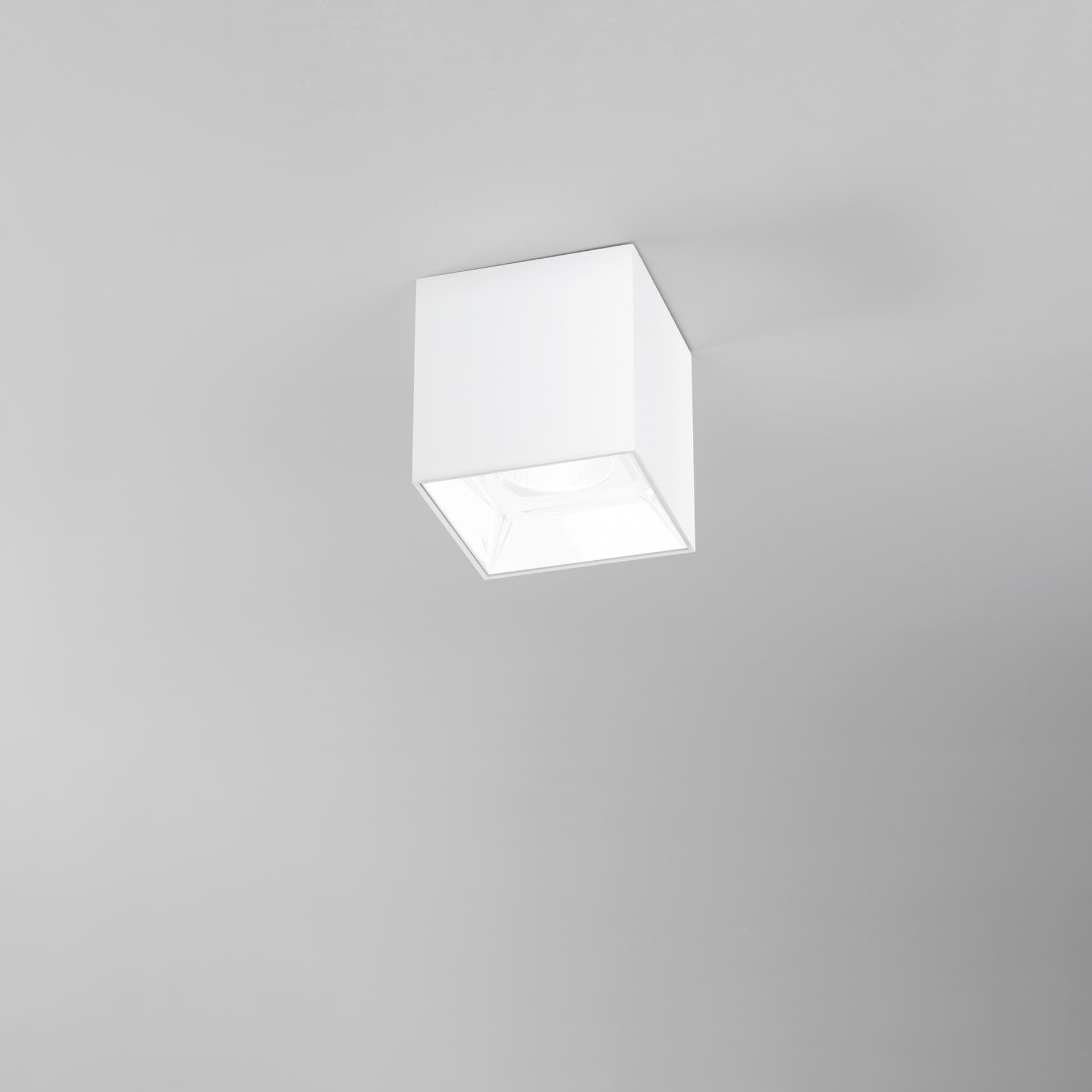 PLAFONIERA A LED BIANCA QUADRATA 20W 2800LM CCT 11,5X11,5X11,6CM - 2