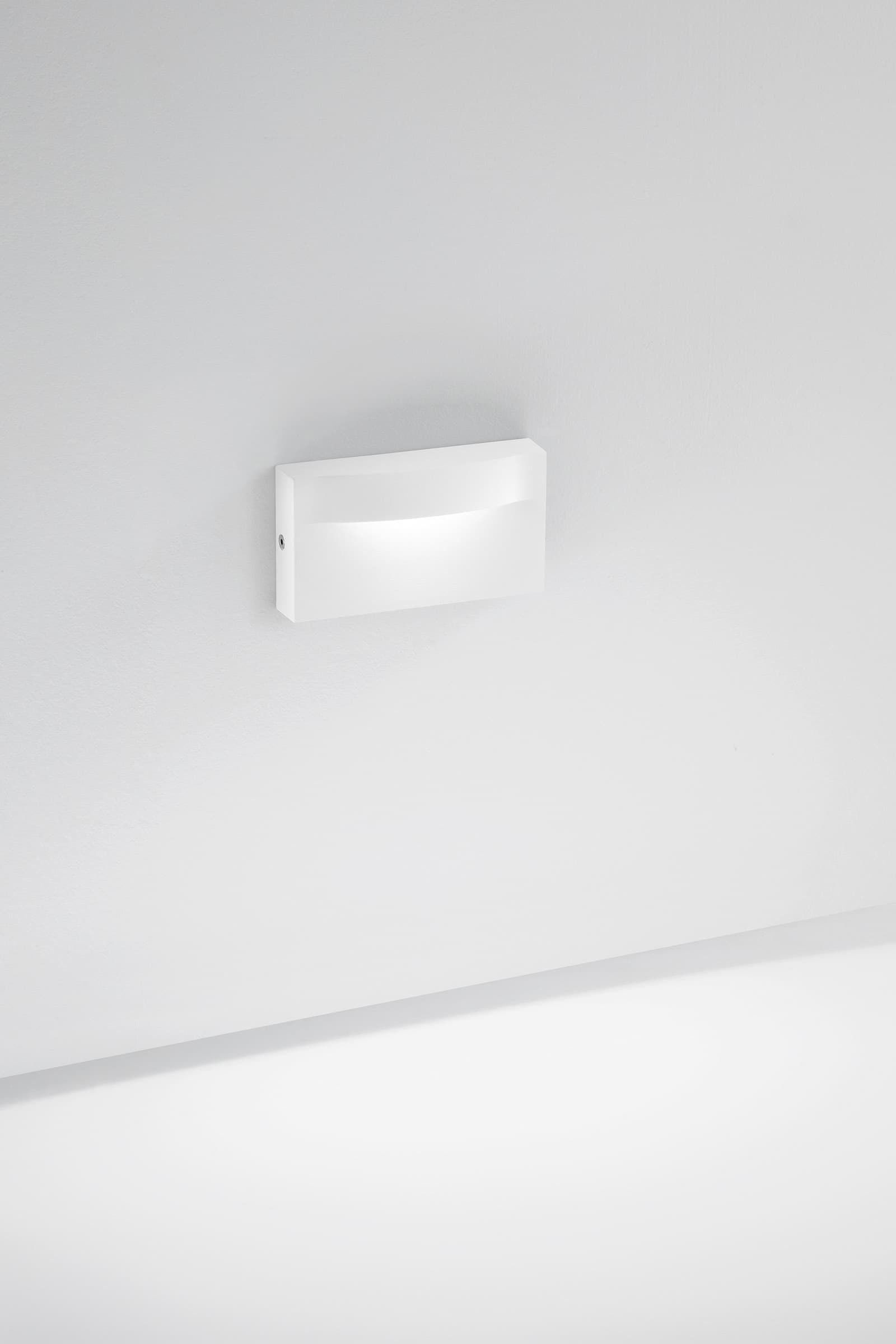APPLIQUE LED MOBULA BIANCO IN ALLUMINIO 8W 1100LM 3000K IP65 420X180X165MM - 2