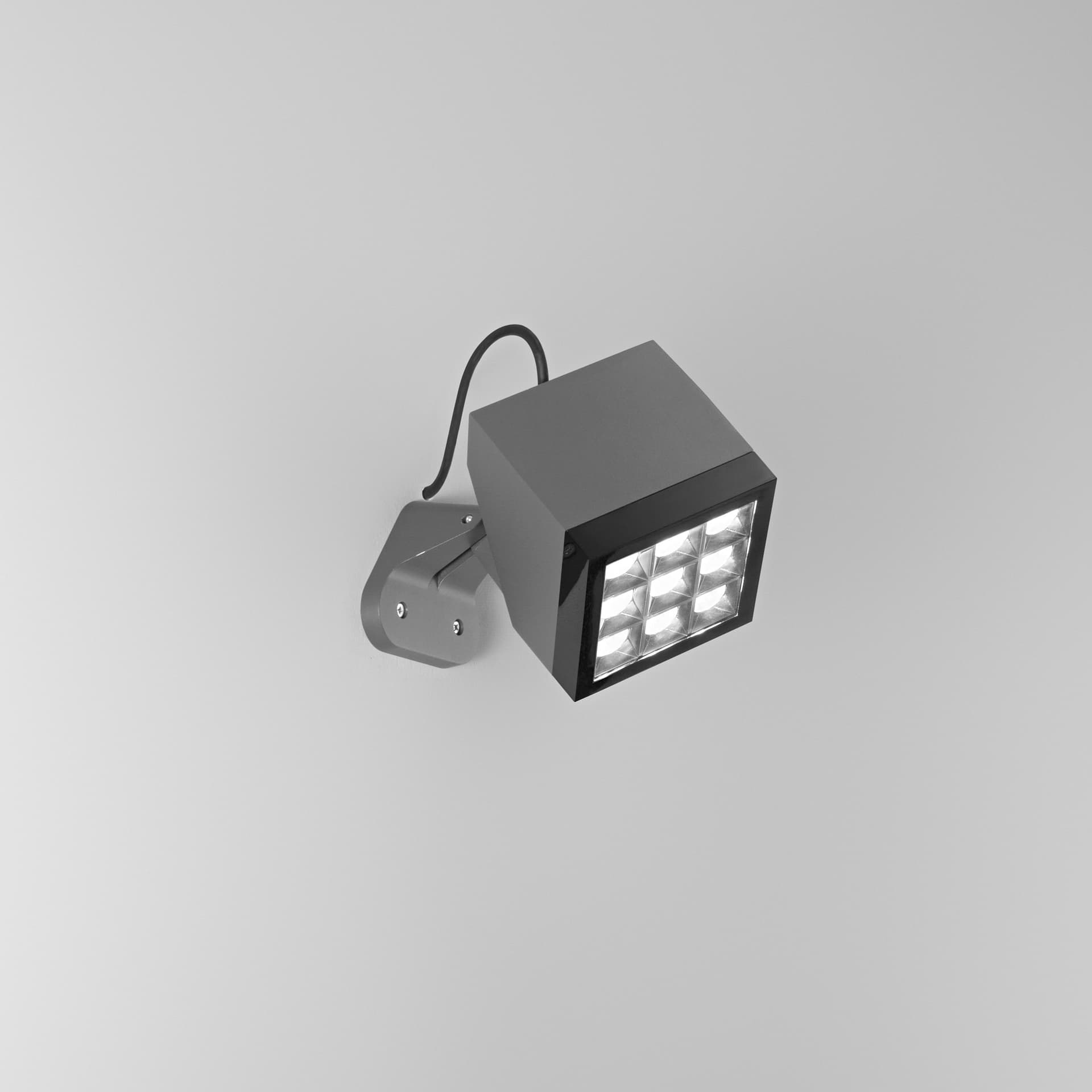 FARETTO LED PAVE ANTRACITE 26W 3500LM 3000K IP65 20,1X16,5X23,1CM - 2