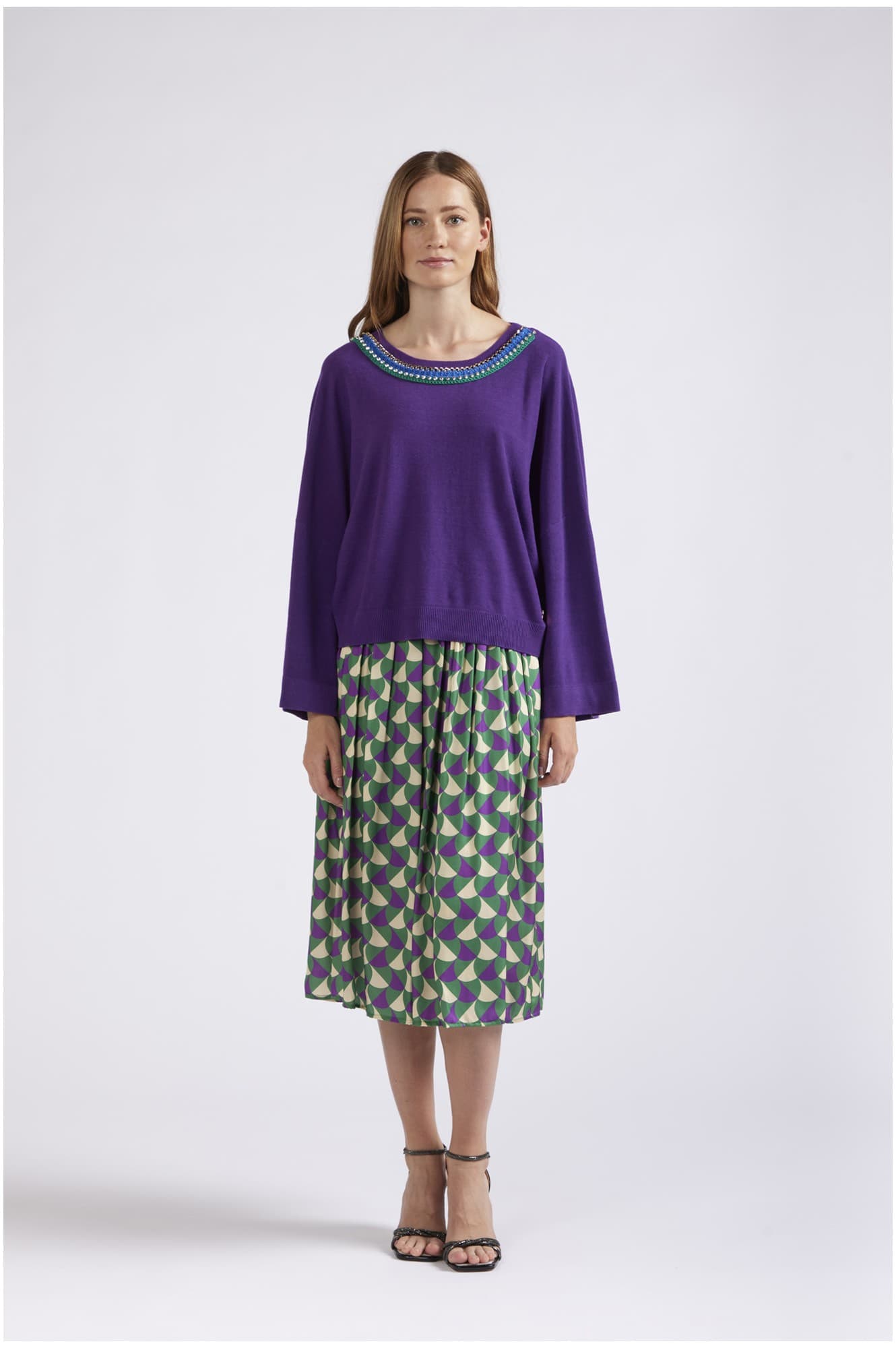 MAGLIA CON PASSAMANERIA ALLO SCOLLO - 4