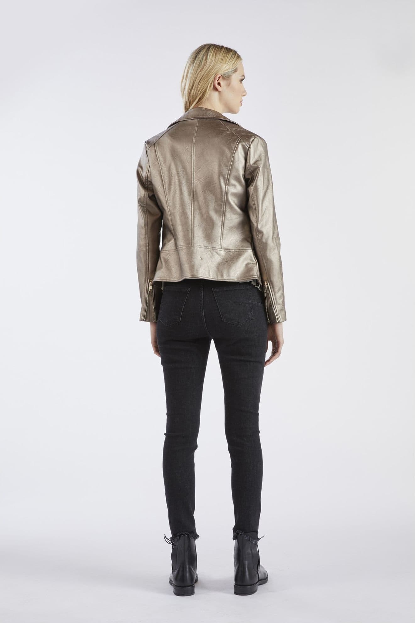 CHIODO SIMILPELLE LAMINATO - 4