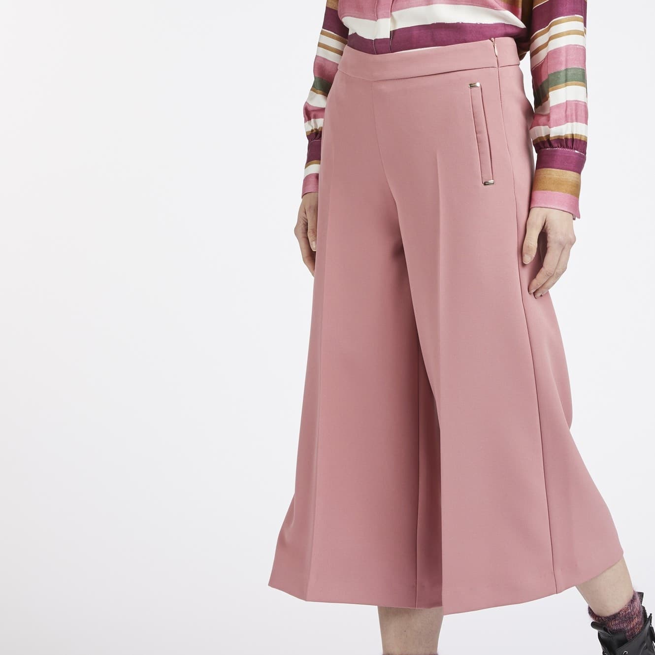 PANTALONE COULOTTE CON RIVETTI ALLE TASCHE - 5