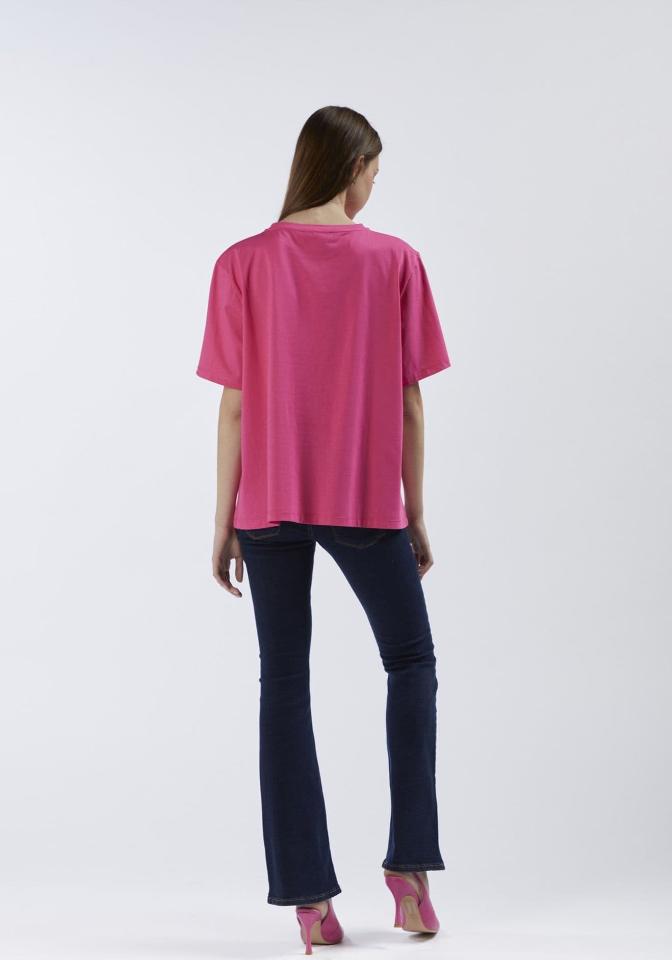 T SHIRT CONFORT A MANICHE CORTE BE A FLOWER - 2