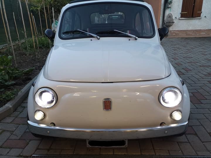 Kit Conversione LED H4 Fiat 500 D'Epoca 1957 - 1975 Lampadine 70W Bianco Ghiaccio con Adattatori - 6