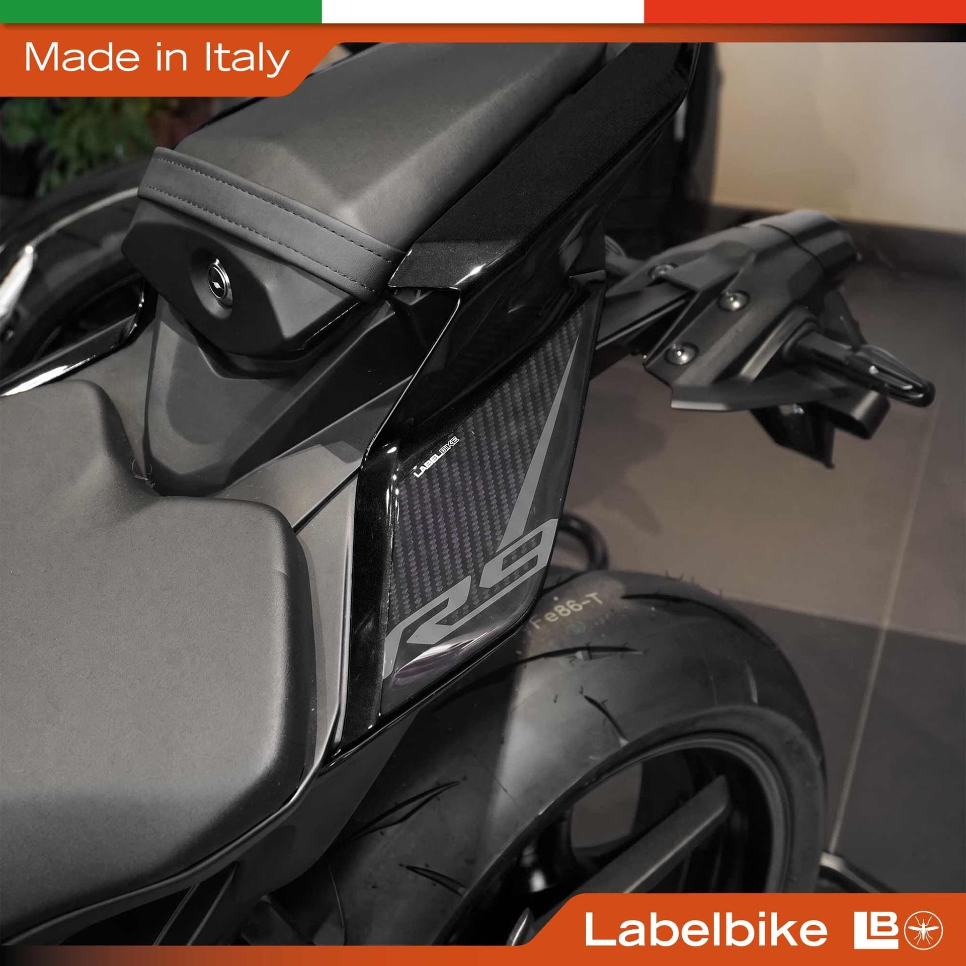 Adesivi Gel 3D Protezione Fianchetti moto compatibili con Yamaha R9 2026 - 9