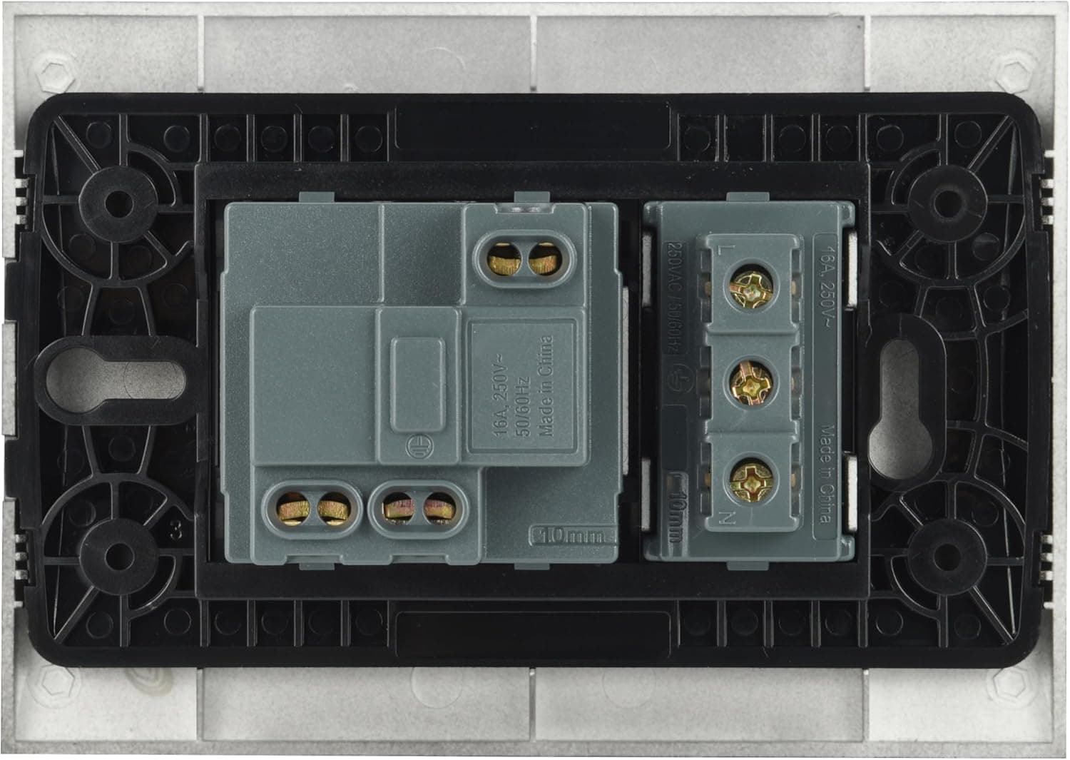 Kit Presa Bivalente Italiana Tedesca con Supporto e Placca Electraline - 3