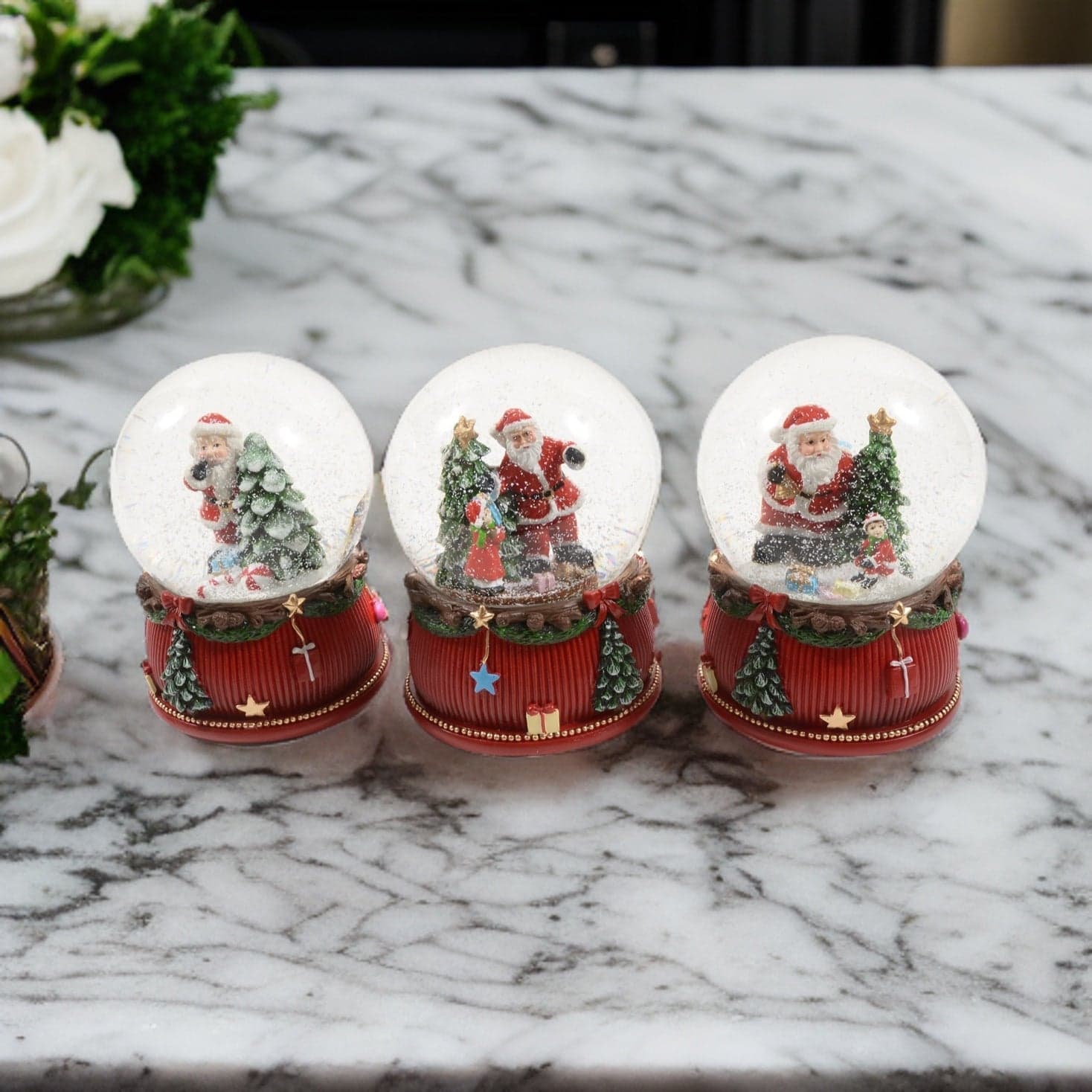 Palla di Neve con Carillon, colore rosso e bianco da 10 x 10 x h 14 cm - 4
