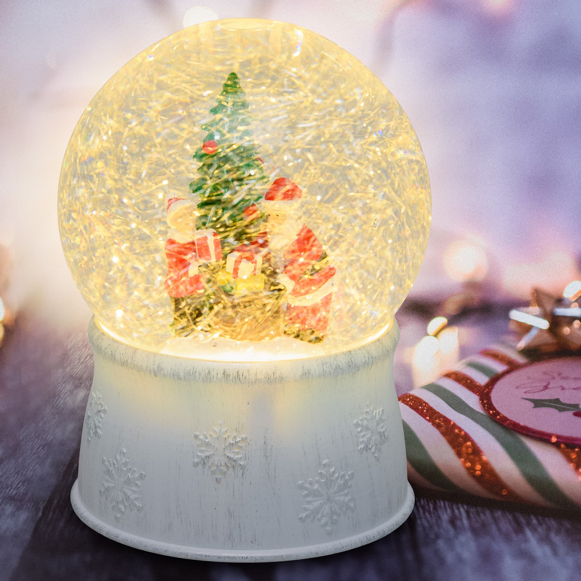 Sfera in vetro palla di neve decorata luminosa con led a luce bianco caldo ø13cm - 2