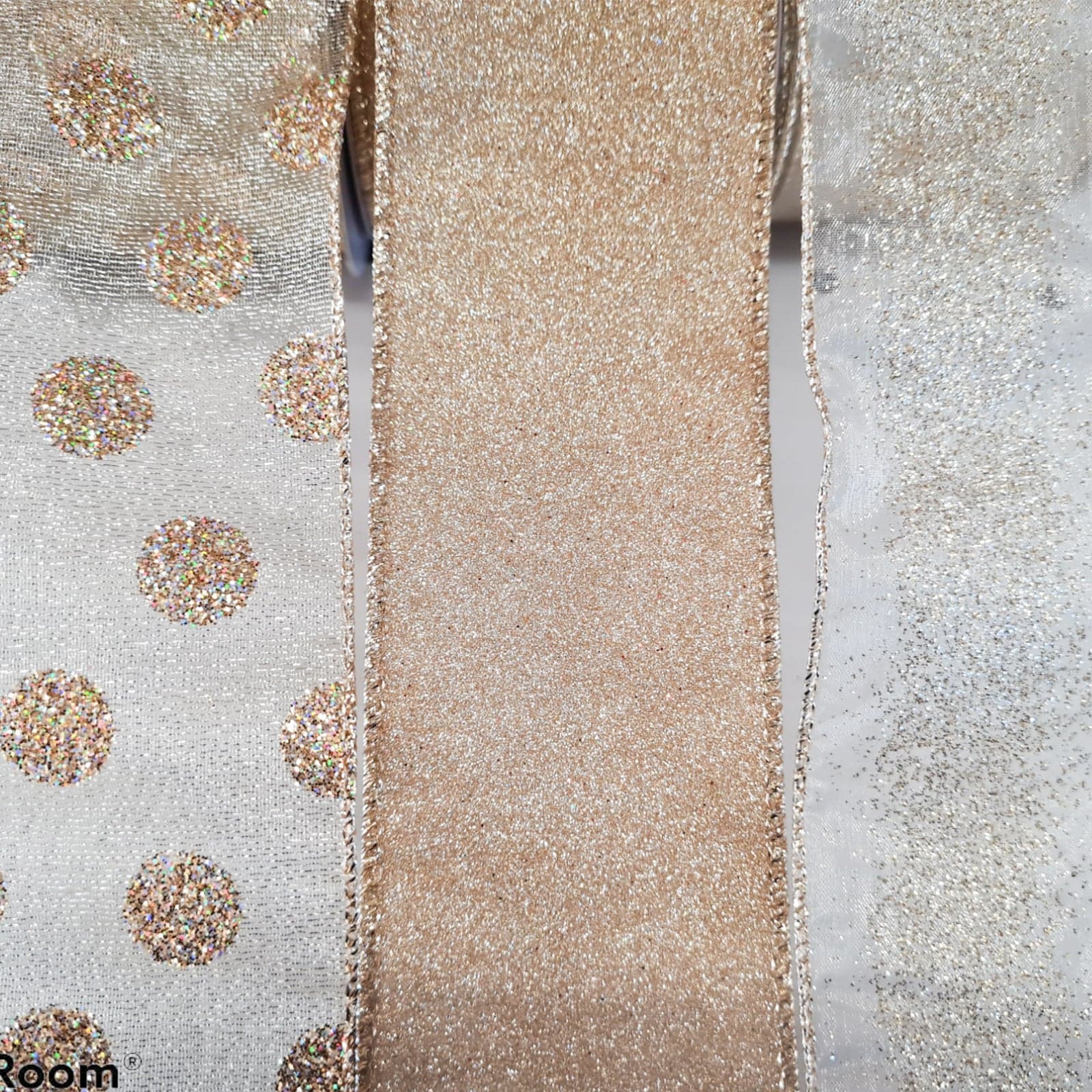 Nastro in tessuto Oro con Glitter 75 mm x 4 mt per confezioni natalizie - 2