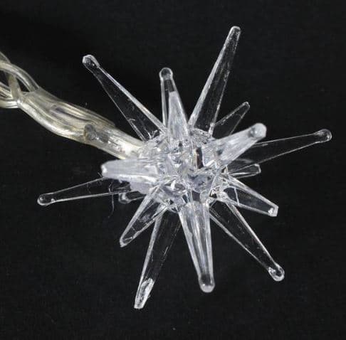 Catena luminosa con 20 stelle trasparenti luce fredda per uso interno 3,5 mt - 3