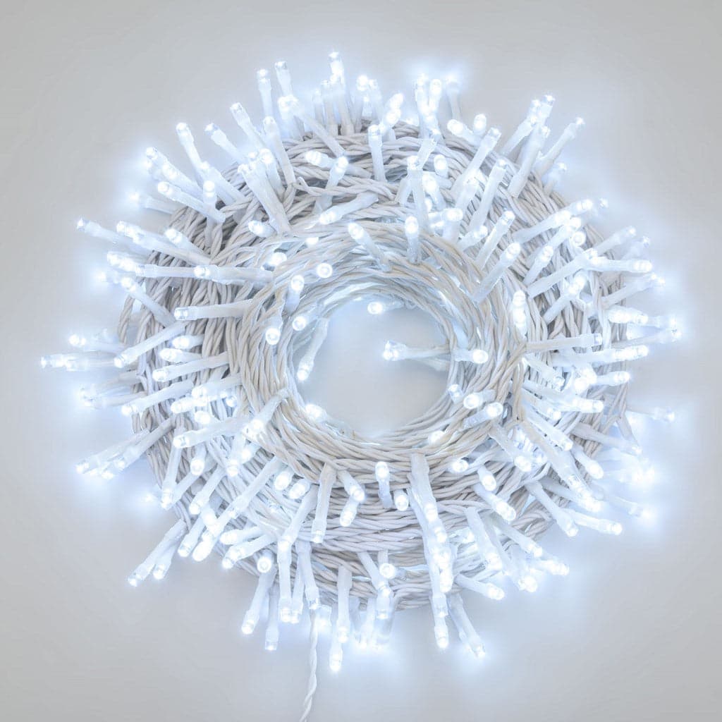 Catena lineare di luci natalizia "SuperBright" con led da Ø 5mm da esterno - 9