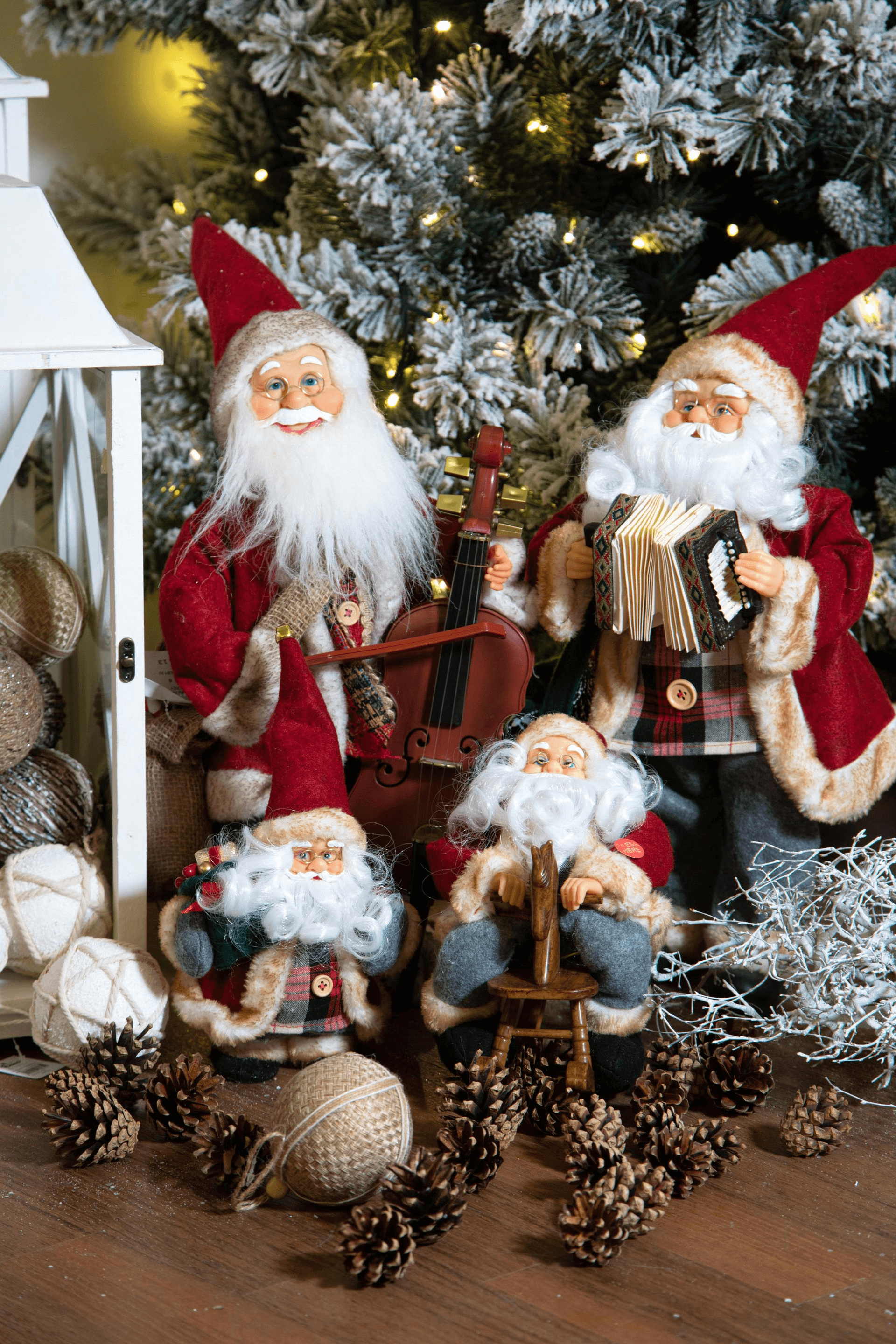 Babbo Natale con campana, movimento con musica, barba folta e bianca da 36 cm - 2