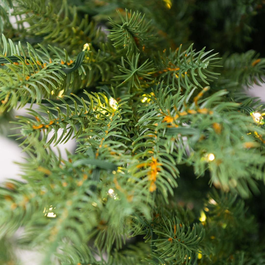 Albero di Natale con microled integrati "St Anton" 70 % in PE Effetto Real Touch - 4