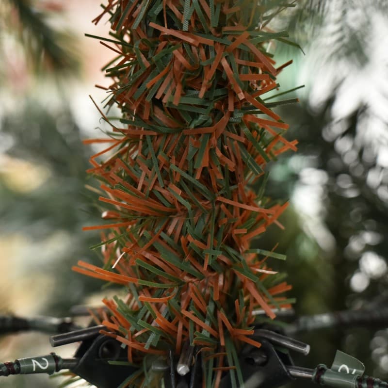 Albero di Natale slim "Cervati" in 90 % PE Effetto Real Touch + PVC di Altissima qualità - 6
