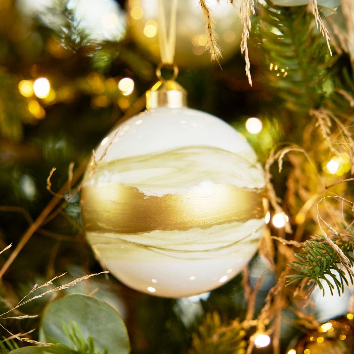 Palline per albero di Natale in vetro bianco e oro decorazione natalizia - 2