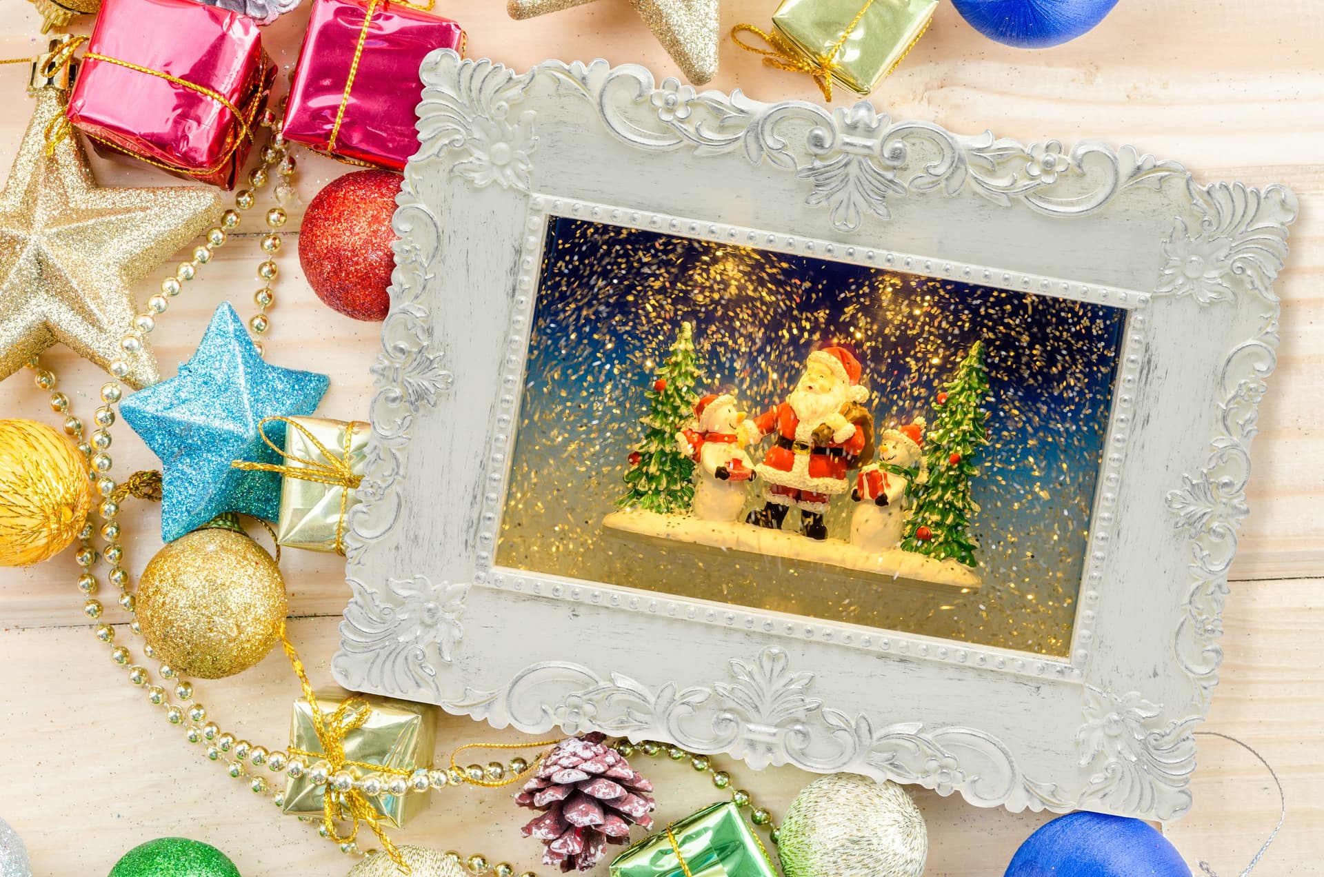 Quadro luminoso con babbo natale cornice bianca led a batteria decorazione natalizia - 2