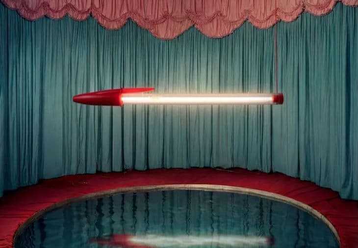 Seletti BIC Lamp – Lampada di Design Iconica Ispirata alla Penna BIC - 3