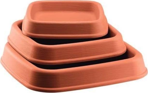 sottovaso quadrato impruneta   in plastica.  cm.25.5x25.5 h.4.5 - fer  278966 - 2