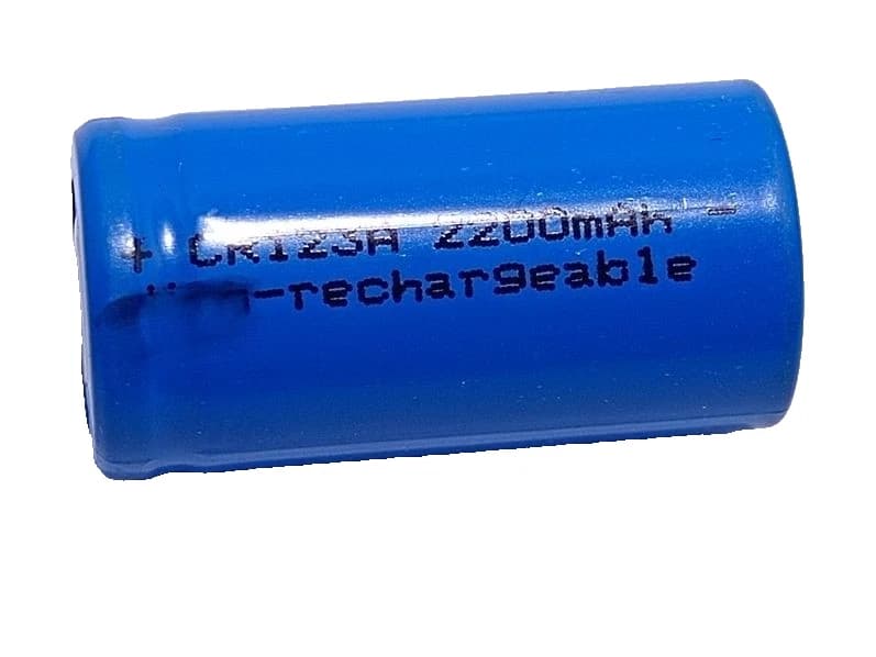 Batteria Ricaricabile agli Ioni di Litio Li-Ion CR123A / 16340 – 3.7V 2200mAh Flat Top (Testa Piatta) ad Alta Capacità - 3