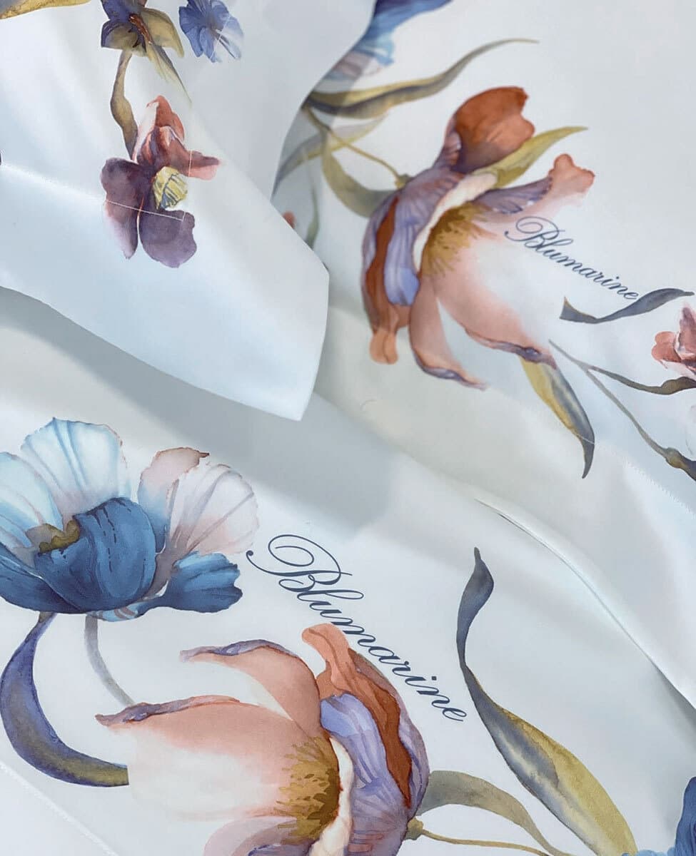 Completo Lenzuola Matrimoniale Blumarine Fleurette in Raso di Cotone 300 TC Made in Italy - 3