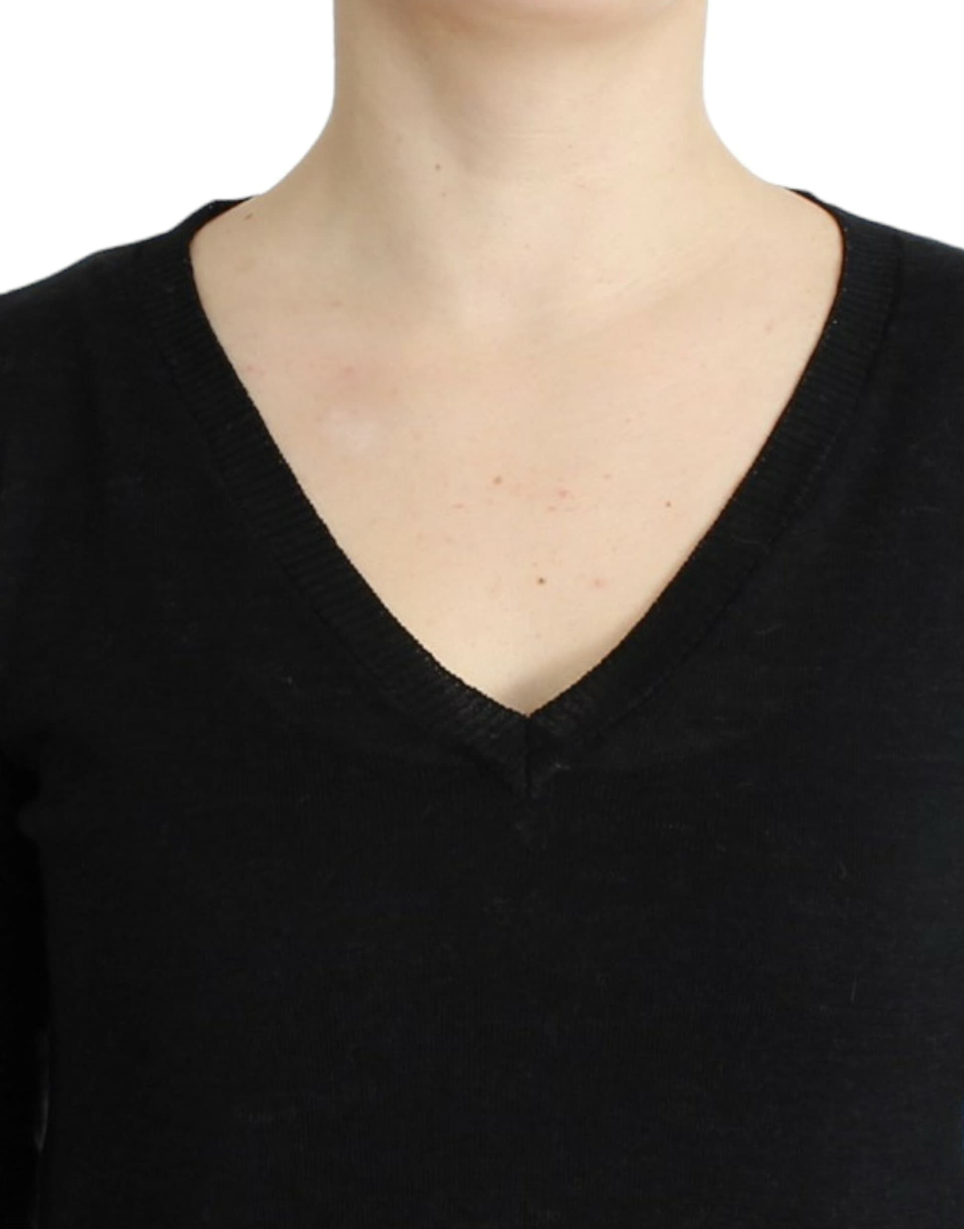 Black V-neck lightweight sweater - 4