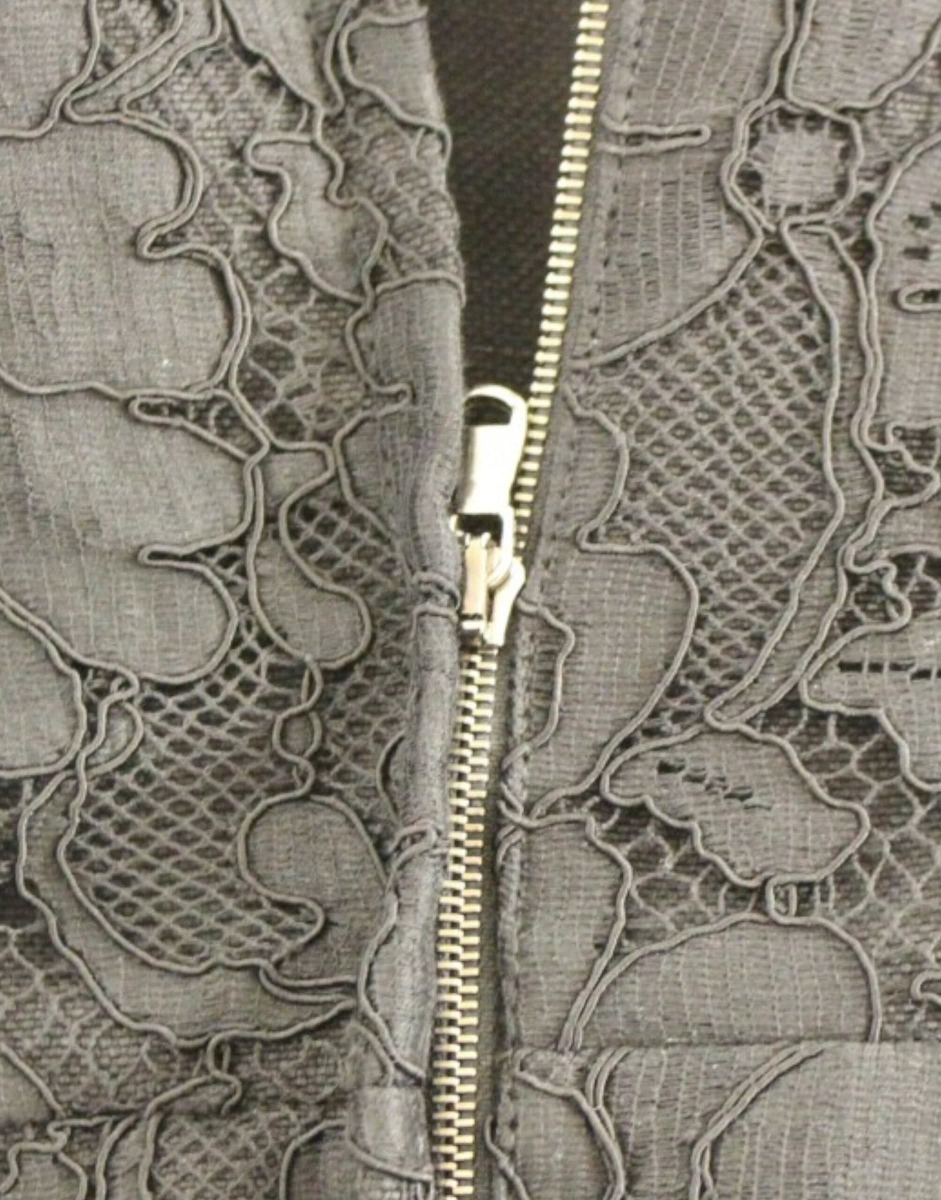 Black floral lace sicily runway dress - 5