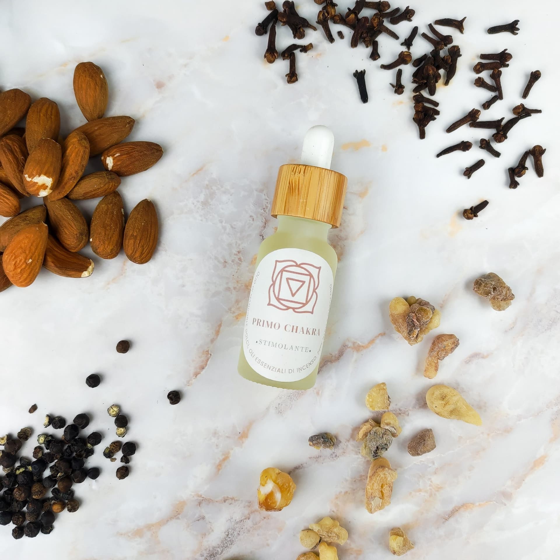 Olio per Massaggi Primo Chakra - Incenso, Pepe, Garofano - 2