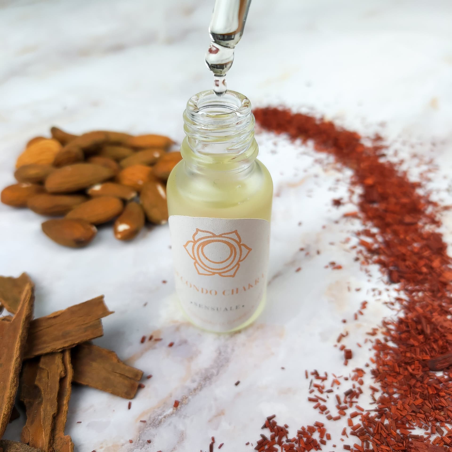 Olio per Massaggi Secondo Chakra - Cannella, Sandalo, Ylang Ylang - 3
