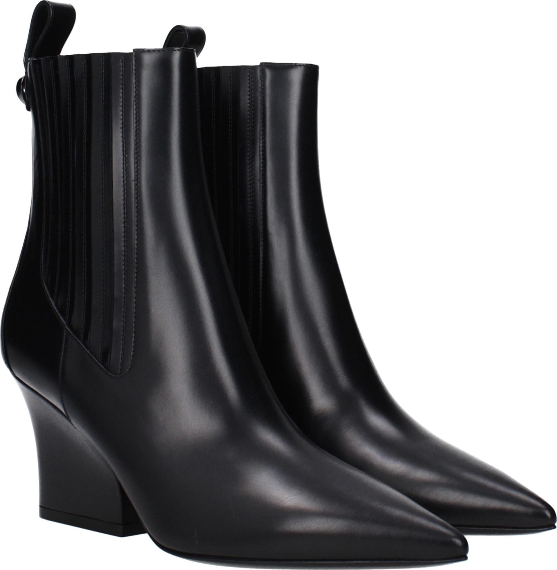 Valentino Garavani Black Leather Ankle Boots - 2