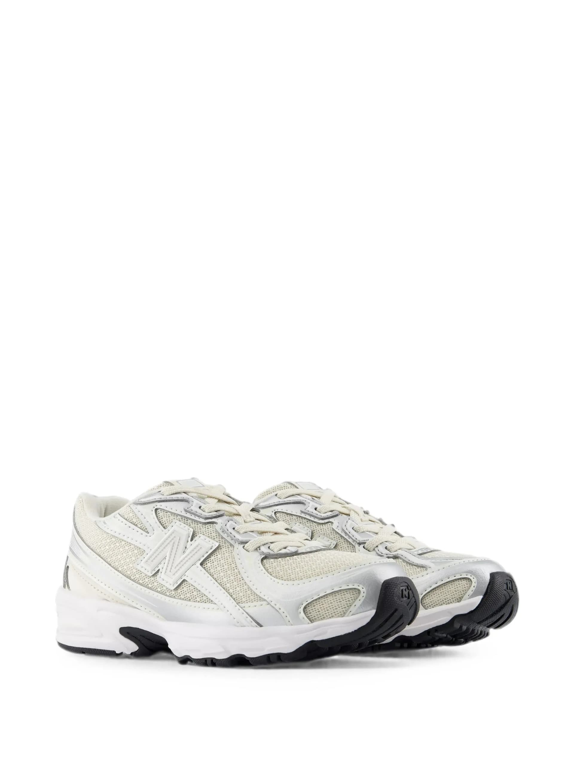 NEW BALANCE KIDS  SNEAKERS - 6