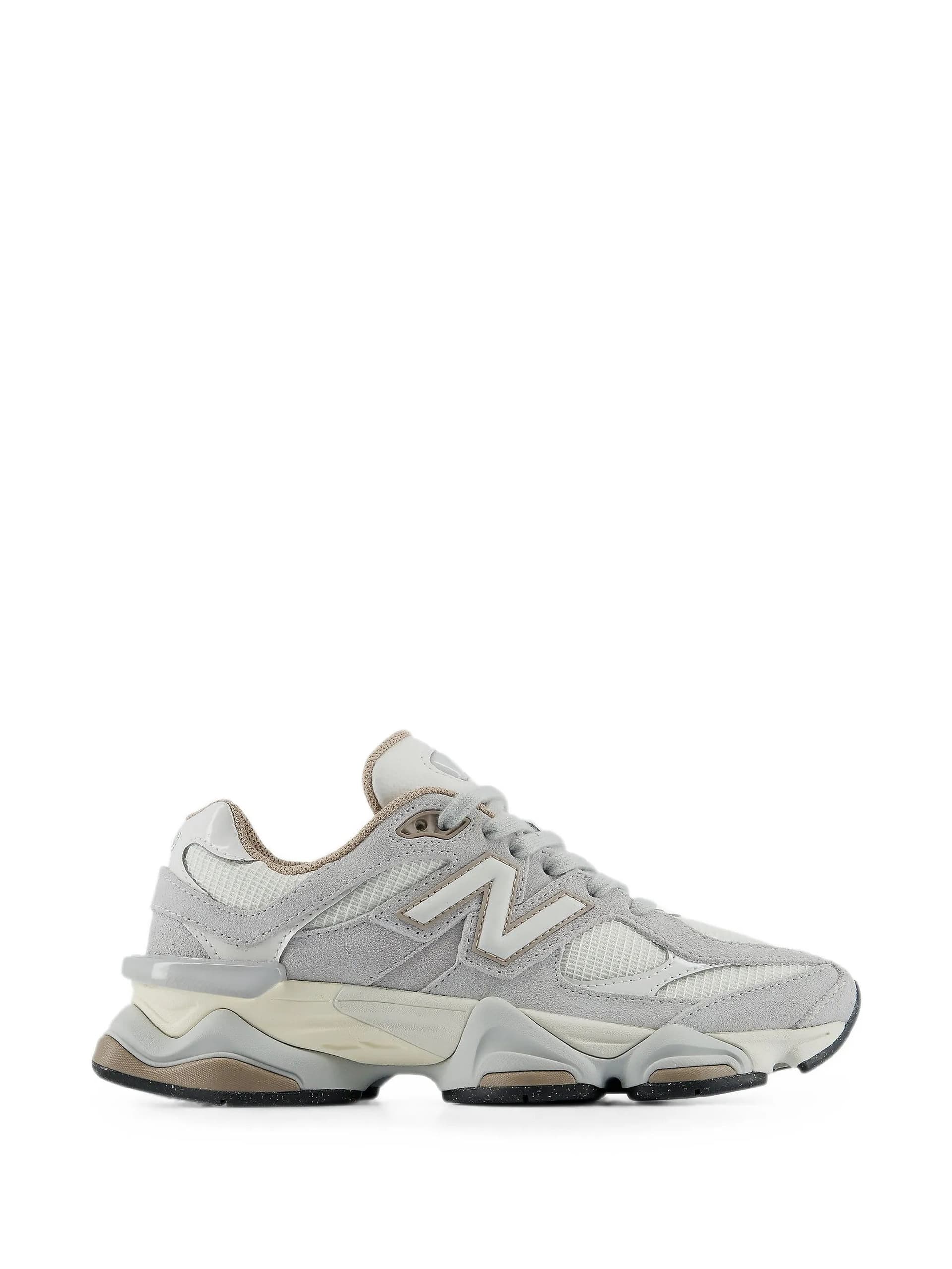 NEW BALANCE  SNEAKERS - 6