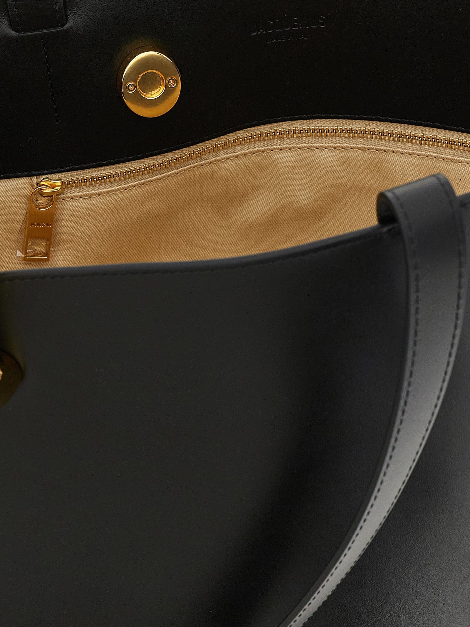 Black Cowhide Shoulder Bag - 4