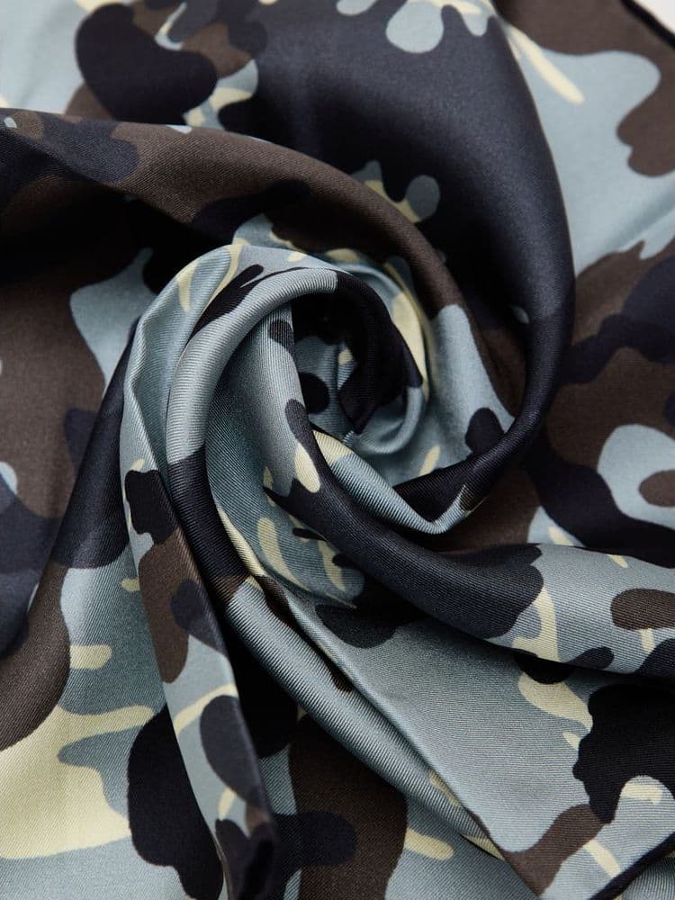 Gray Silk Pocket Square - 4