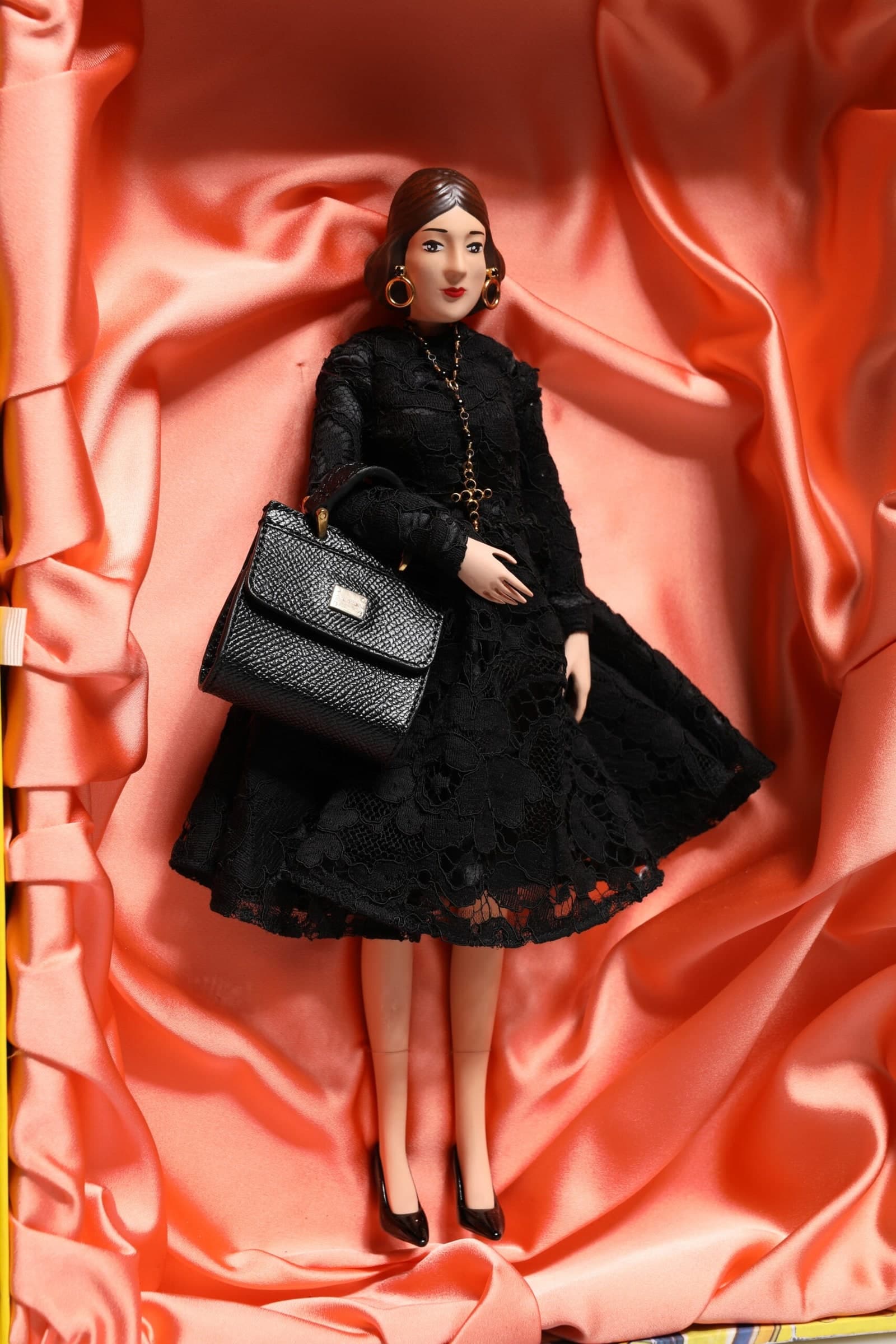 Black Dress Ceramic Porcelain Fashion Leather Sicily Dolls - 7
