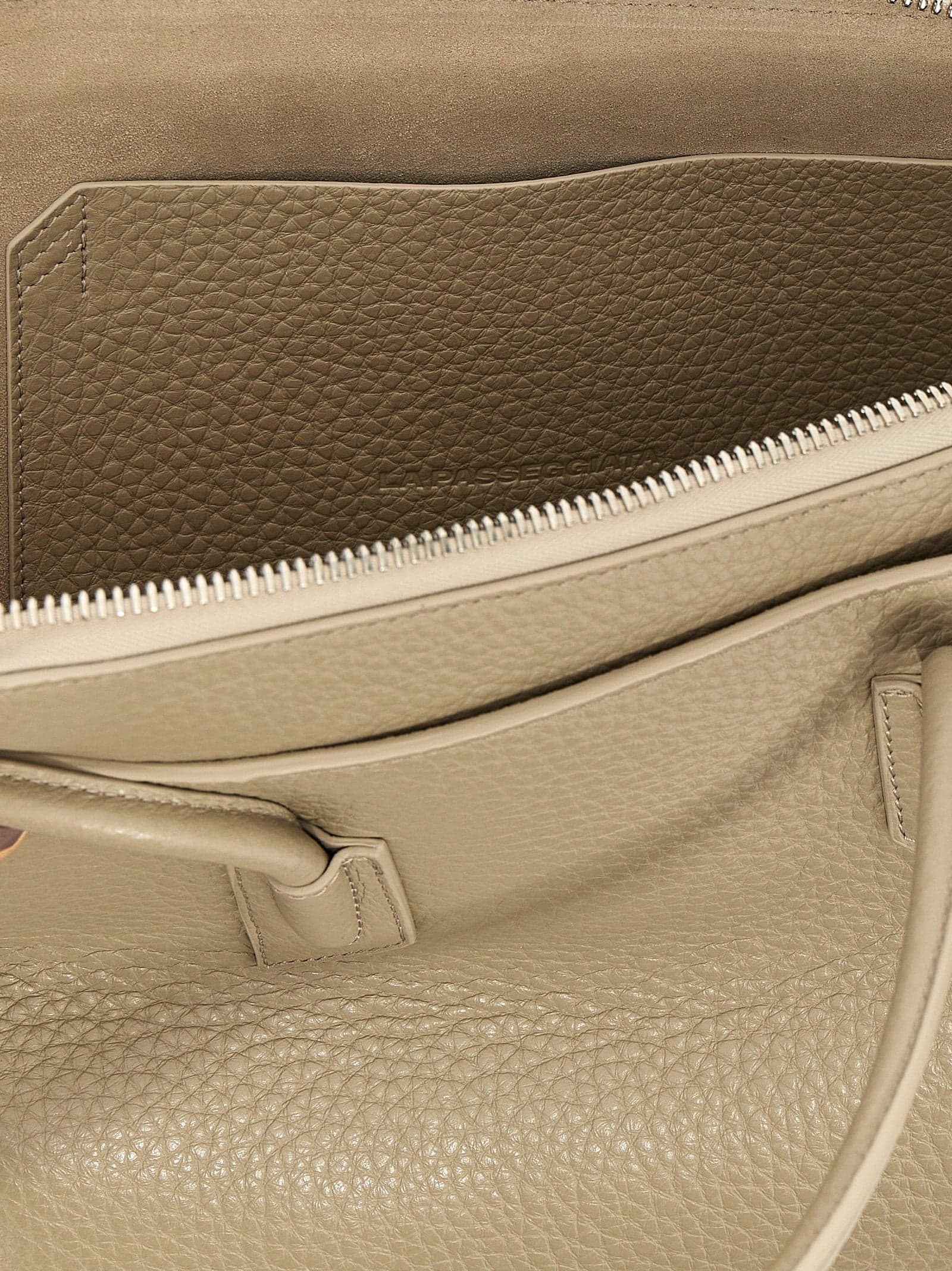 Beige Calfskin Shoulder Bag - 4