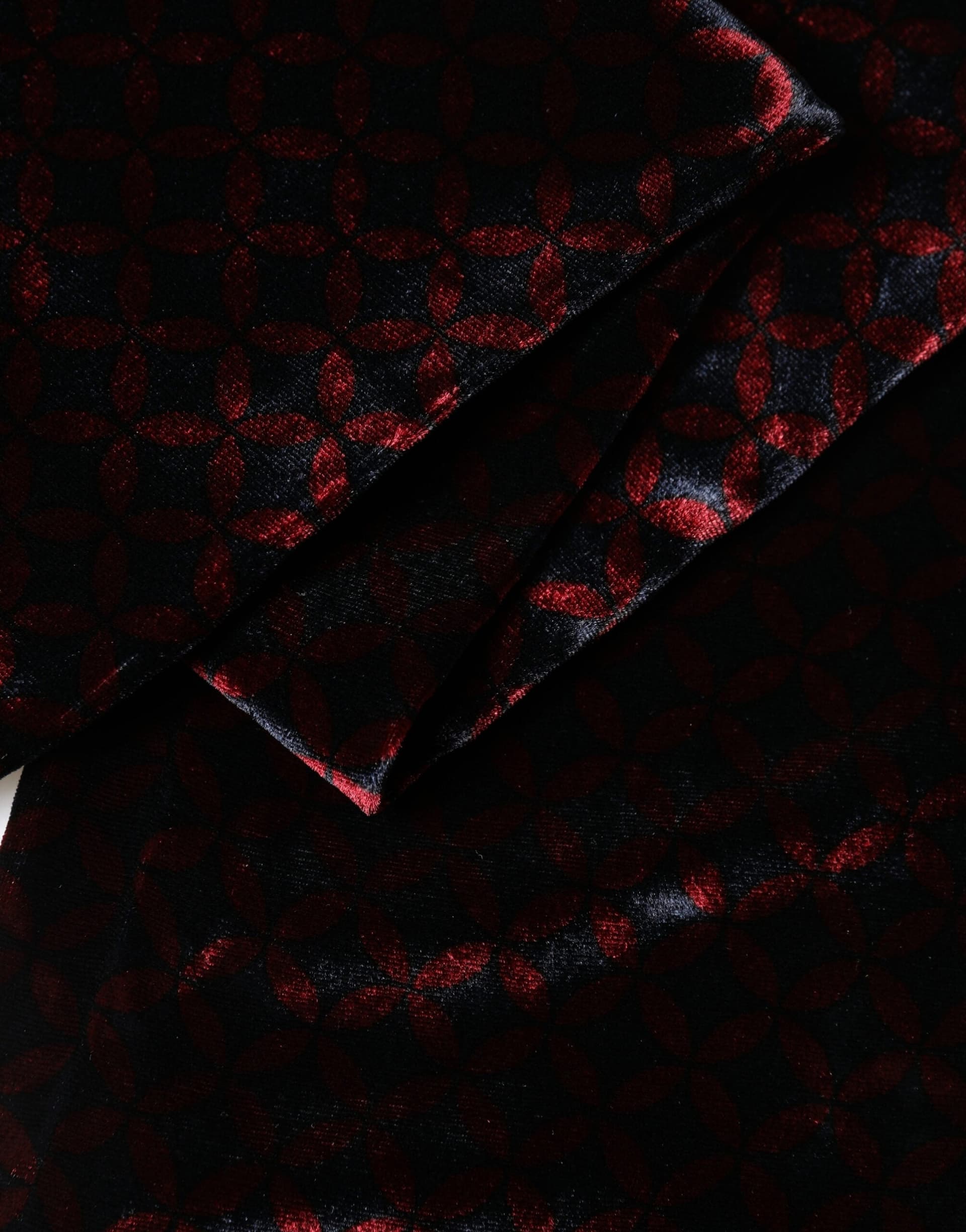 Black Red Rayon Geometric Pattern Fringe 140cm X 16cm  Scarf - 4