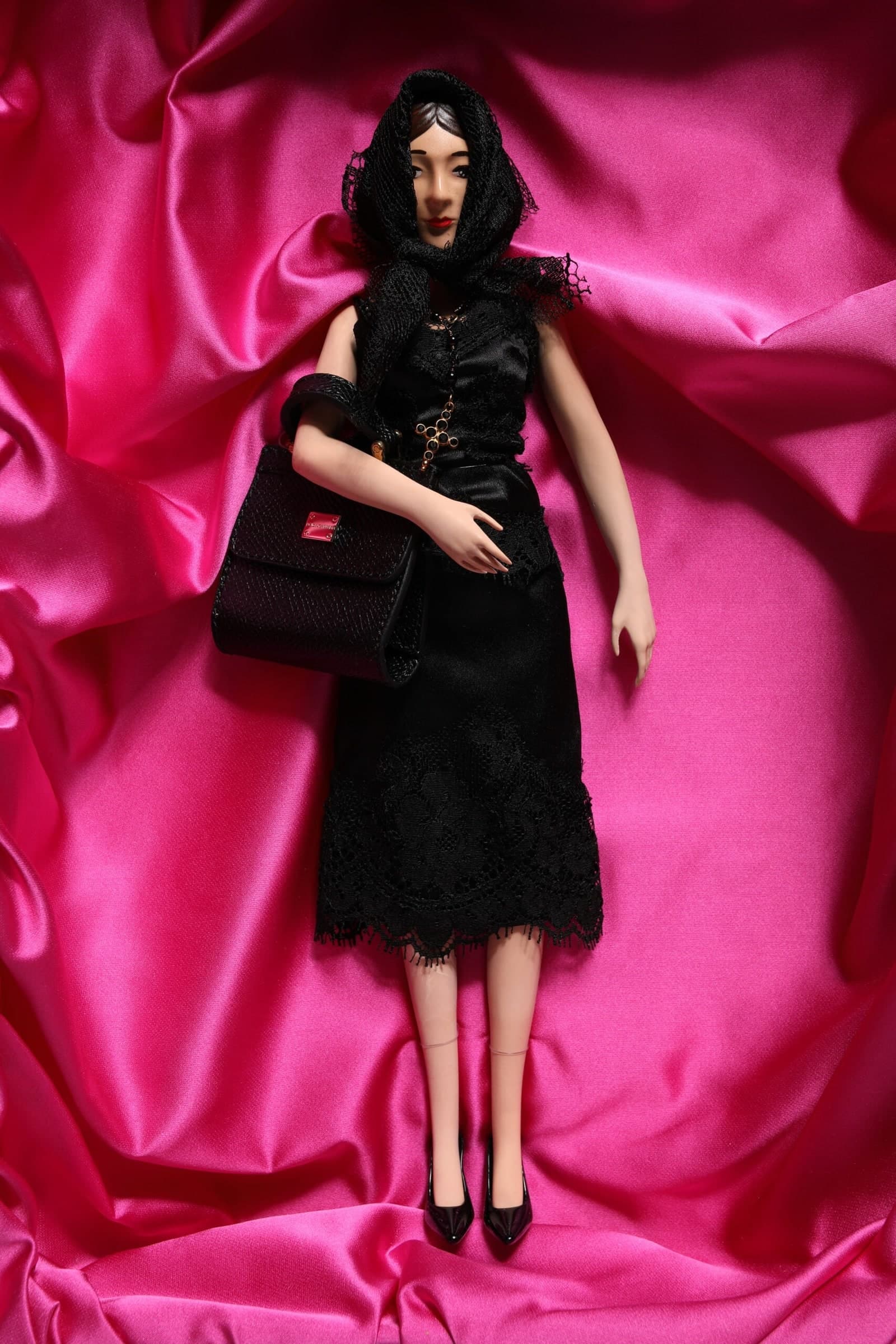 Black Dress Ceramic Porcelain Fashion Leather Sicily Dolls - 7