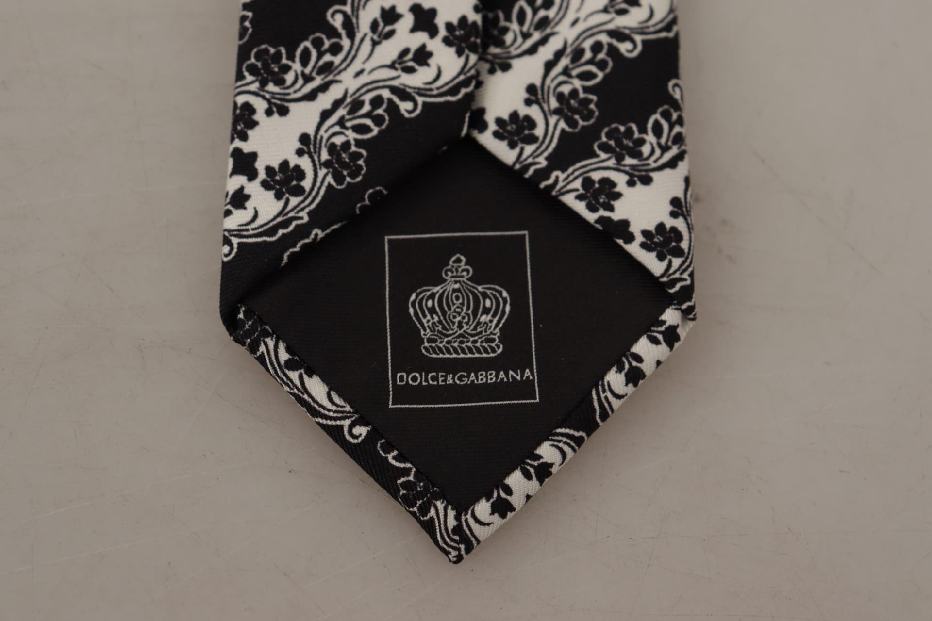 Black White Flower 100% Silk Print Adjustable Accessory Tie - 4
